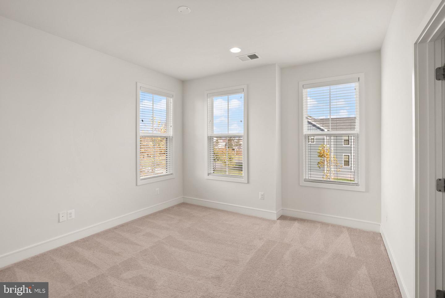 23751 ALTON RIDGE PL, ALDIE, Virginia 20105, 6 Bedrooms Bedrooms, 21 Rooms Rooms,5 BathroomsBathrooms,Residential,For sale,23751 ALTON RIDGE PL,VALO2110114 MLS # VALO2110114 23751 ALTON RIDGE PL, ALDIE, Virginia 20105, 6 Bedrooms Bedrooms, 21 Rooms Rooms,5 BathroomsBathrooms,Residential,For sale,23751 ALTON RIDGE PL,VALO2110114 MLS # VALO2110114