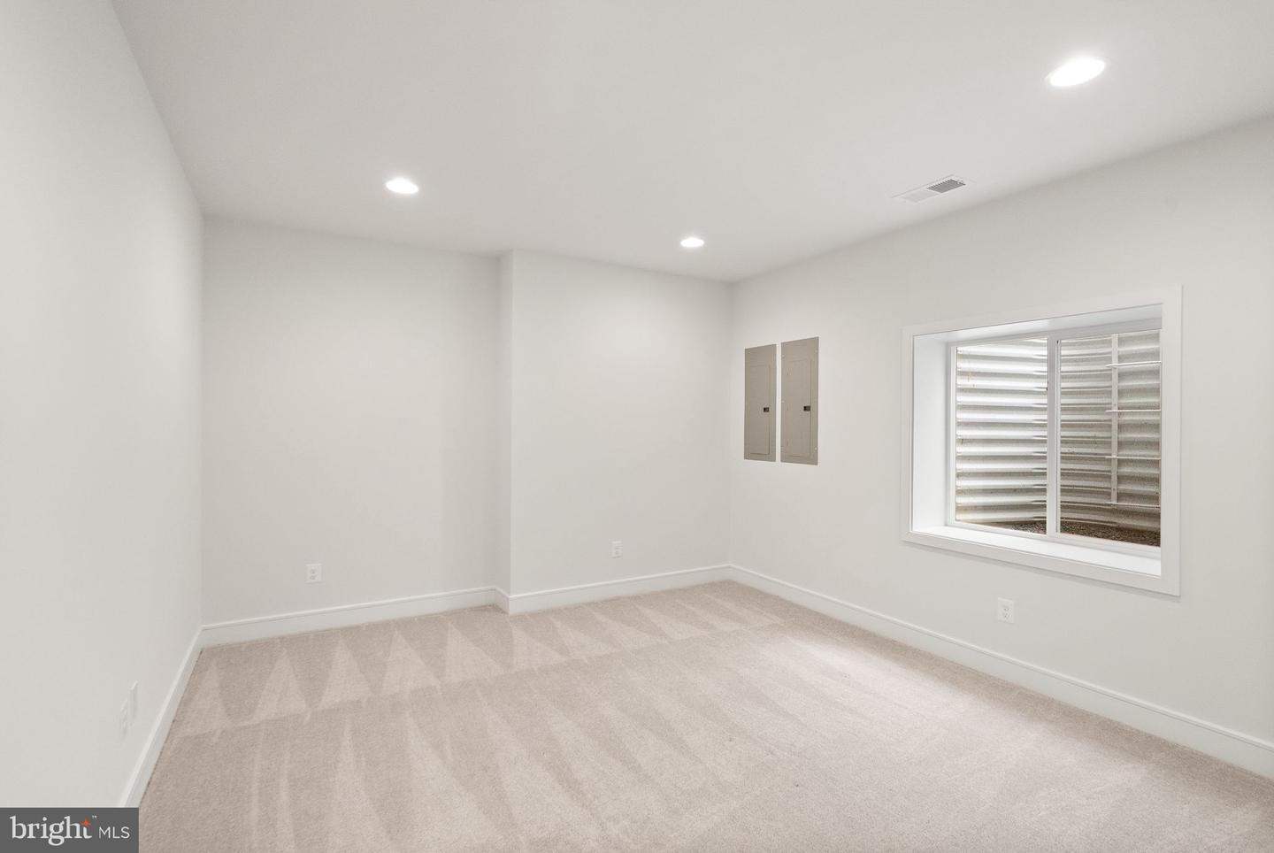 23751 ALTON RIDGE PL, ALDIE, Virginia 20105, 6 Bedrooms Bedrooms, 21 Rooms Rooms,5 BathroomsBathrooms,Residential,For sale,23751 ALTON RIDGE PL,VALO2110114 MLS # VALO2110114 23751 ALTON RIDGE PL, ALDIE, Virginia 20105, 6 Bedrooms Bedrooms, 21 Rooms Rooms,5 BathroomsBathrooms,Residential,For sale,23751 ALTON RIDGE PL,VALO2110114 MLS # VALO2110114