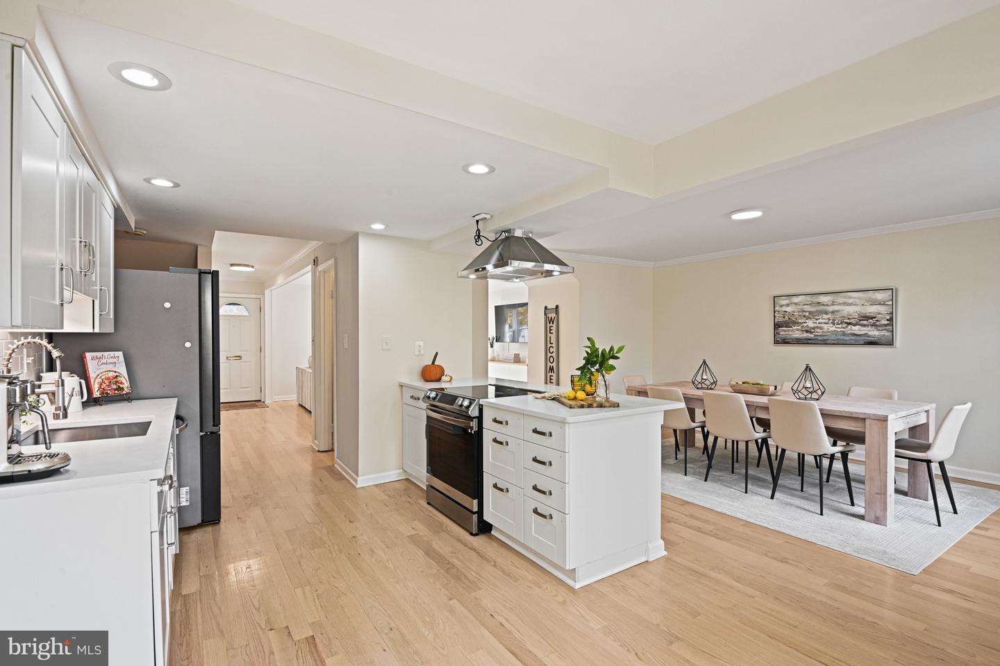 3175 STONEHURST DR, FAIRFAX, Virginia 22031, 3 Bedrooms Bedrooms, 7 Rooms Rooms,2 BathroomsBathrooms,Residential,For sale,3175 STONEHURST DR,VAFX2277054 MLS # VAFX2277054 3175 STONEHURST DR, FAIRFAX, Virginia 22031, 3 Bedrooms Bedrooms, 7 Rooms Rooms,2 BathroomsBathrooms,Residential,For sale,3175 STONEHURST DR,VAFX2277054 MLS # VAFX2277054