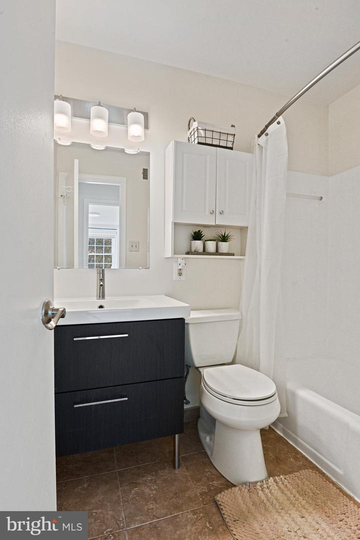 3175 STONEHURST DR, FAIRFAX, Virginia 22031, 3 Bedrooms Bedrooms, 7 Rooms Rooms,2 BathroomsBathrooms,Residential,For sale,3175 STONEHURST DR,VAFX2277054 MLS # VAFX2277054 3175 STONEHURST DR, FAIRFAX, Virginia 22031, 3 Bedrooms Bedrooms, 7 Rooms Rooms,2 BathroomsBathrooms,Residential,For sale,3175 STONEHURST DR,VAFX2277054 MLS # VAFX2277054