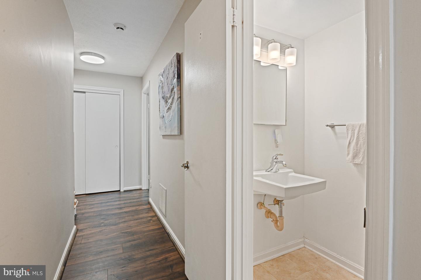 3175 STONEHURST DR, FAIRFAX, Virginia 22031, 3 Bedrooms Bedrooms, 7 Rooms Rooms,2 BathroomsBathrooms,Residential,For sale,3175 STONEHURST DR,VAFX2277054 MLS # VAFX2277054 3175 STONEHURST DR, FAIRFAX, Virginia 22031, 3 Bedrooms Bedrooms, 7 Rooms Rooms,2 BathroomsBathrooms,Residential,For sale,3175 STONEHURST DR,VAFX2277054 MLS # VAFX2277054