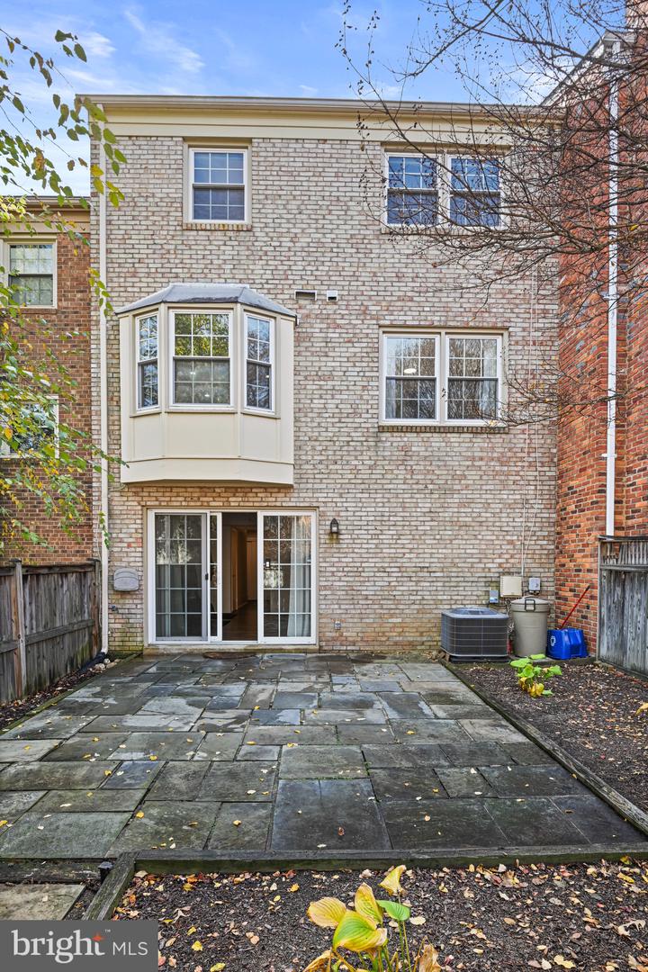 3175 STONEHURST DR, FAIRFAX, Virginia 22031, 3 Bedrooms Bedrooms, 7 Rooms Rooms,2 BathroomsBathrooms,Residential,For sale,3175 STONEHURST DR,VAFX2277054 MLS # VAFX2277054 3175 STONEHURST DR, FAIRFAX, Virginia 22031, 3 Bedrooms Bedrooms, 7 Rooms Rooms,2 BathroomsBathrooms,Residential,For sale,3175 STONEHURST DR,VAFX2277054 MLS # VAFX2277054