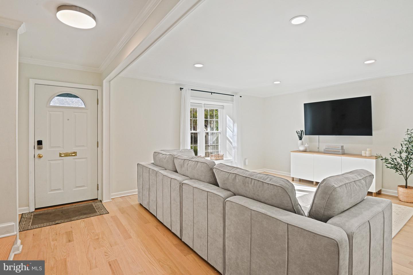 3175 STONEHURST DR, FAIRFAX, Virginia 22031, 3 Bedrooms Bedrooms, 7 Rooms Rooms,2 BathroomsBathrooms,Residential,For sale,3175 STONEHURST DR,VAFX2277054 MLS # VAFX2277054 3175 STONEHURST DR, FAIRFAX, Virginia 22031, 3 Bedrooms Bedrooms, 7 Rooms Rooms,2 BathroomsBathrooms,Residential,For sale,3175 STONEHURST DR,VAFX2277054 MLS # VAFX2277054