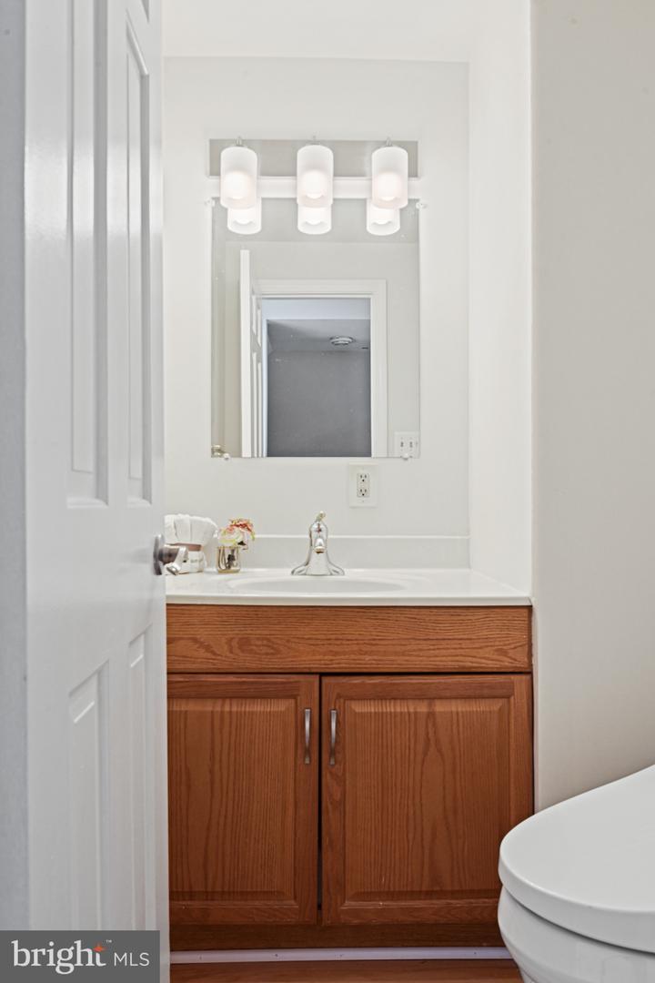 3175 STONEHURST DR, FAIRFAX, Virginia 22031, 3 Bedrooms Bedrooms, 7 Rooms Rooms,2 BathroomsBathrooms,Residential,For sale,3175 STONEHURST DR,VAFX2277054 MLS # VAFX2277054 3175 STONEHURST DR, FAIRFAX, Virginia 22031, 3 Bedrooms Bedrooms, 7 Rooms Rooms,2 BathroomsBathrooms,Residential,For sale,3175 STONEHURST DR,VAFX2277054 MLS # VAFX2277054