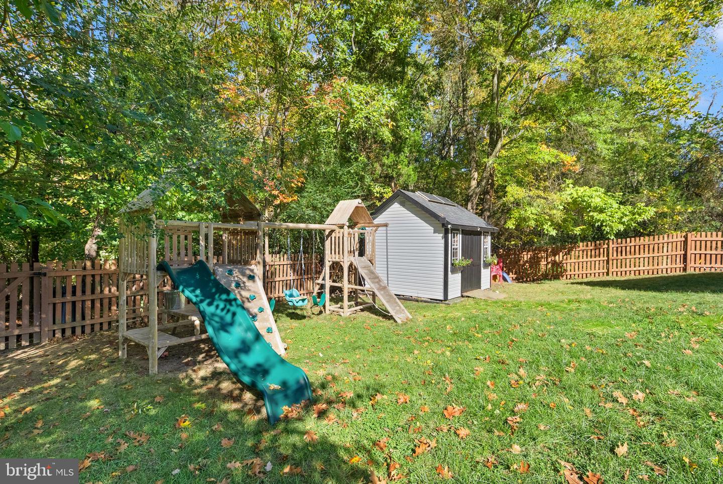 15632 NORTHGATE DR, MONTCLAIR, Virginia 22025, 4 Bedrooms Bedrooms, ,3 BathroomsBathrooms,Residential,For sale,15632 NORTHGATE DR,VAPW2107038 MLS # VAPW2107038 15632 NORTHGATE DR, MONTCLAIR, Virginia 22025, 4 Bedrooms Bedrooms, ,3 BathroomsBathrooms,Residential,For sale,15632 NORTHGATE DR,VAPW2107038 MLS # VAPW2107038