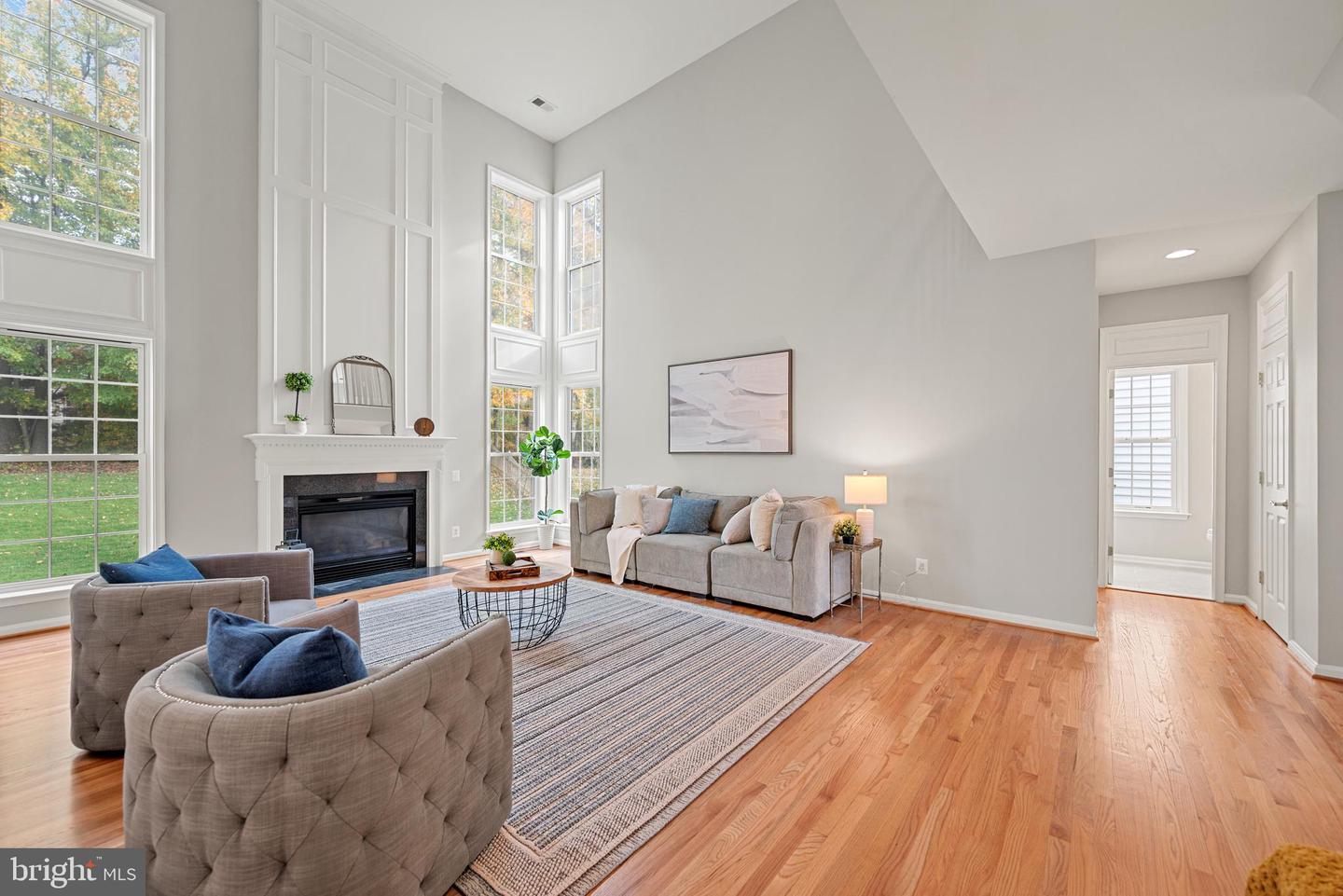 12816 OWENS GLEN DR, FAIRFAX, Virginia 22030, 4 Bedrooms Bedrooms, ,4 BathroomsBathrooms,Residential,For sale,12816 OWENS GLEN DR,VAFX2277112 MLS # VAFX2277112 12816 OWENS GLEN DR, FAIRFAX, Virginia 22030, 4 Bedrooms Bedrooms, ,4 BathroomsBathrooms,Residential,For sale,12816 OWENS GLEN DR,VAFX2277112 MLS # VAFX2277112