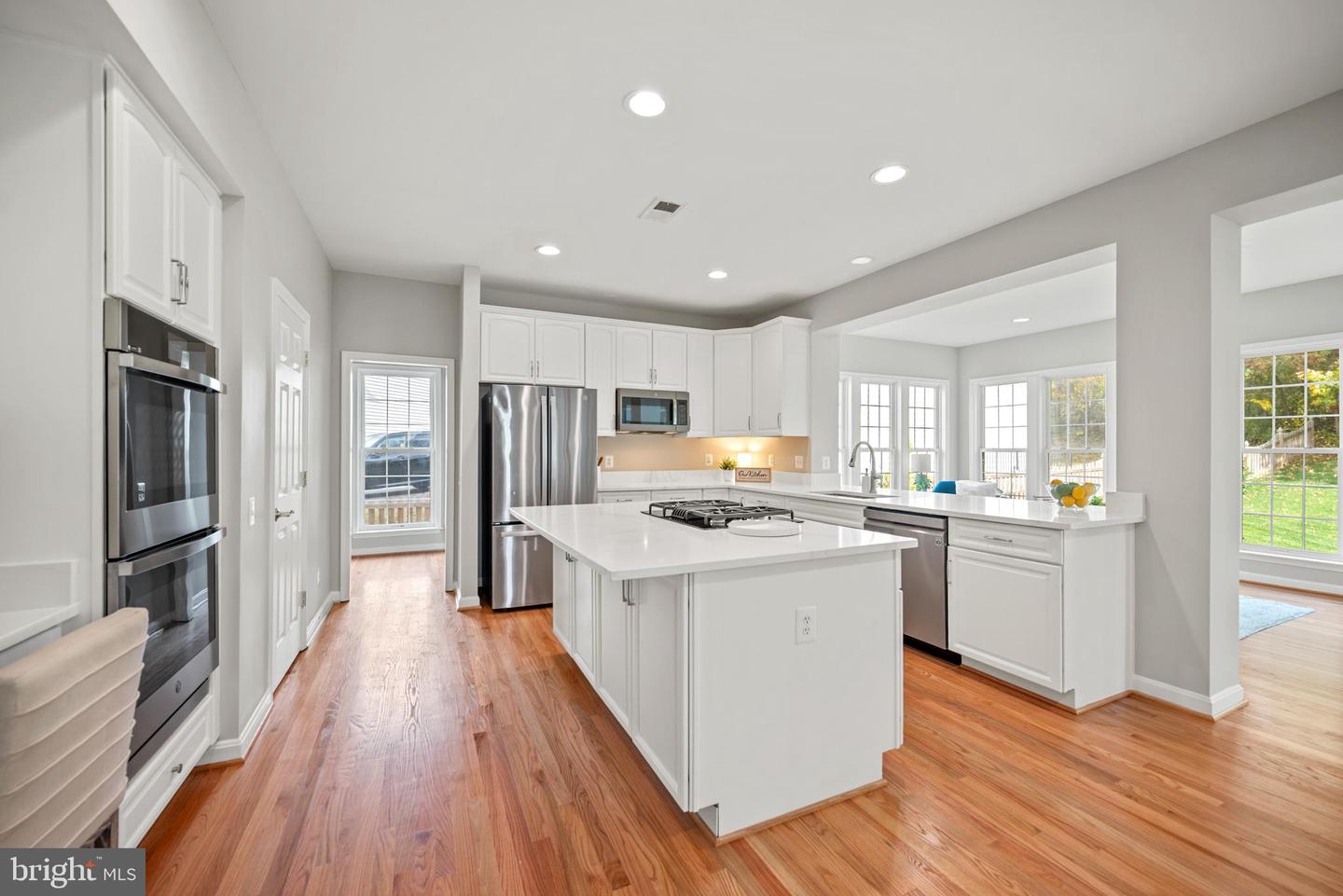 12816 OWENS GLEN DR, FAIRFAX, Virginia 22030, 4 Bedrooms Bedrooms, ,4 BathroomsBathrooms,Residential,For sale,12816 OWENS GLEN DR,VAFX2277112 MLS # VAFX2277112 12816 OWENS GLEN DR, FAIRFAX, Virginia 22030, 4 Bedrooms Bedrooms, ,4 BathroomsBathrooms,Residential,For sale,12816 OWENS GLEN DR,VAFX2277112 MLS # VAFX2277112