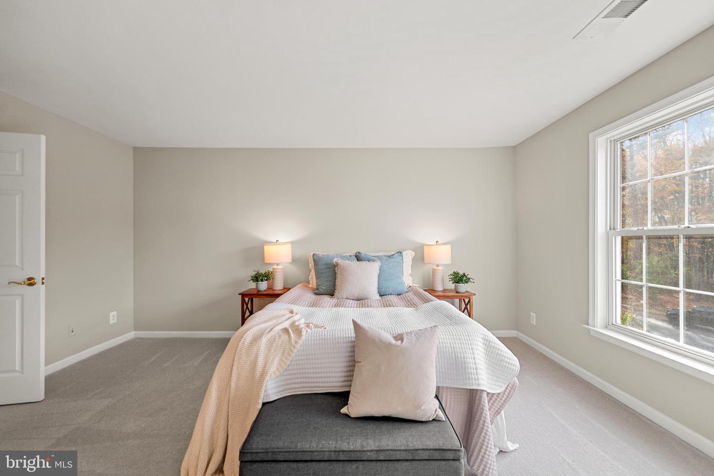 12816 OWENS GLEN DR, FAIRFAX, Virginia 22030, 4 Bedrooms Bedrooms, ,4 BathroomsBathrooms,Residential,For sale,12816 OWENS GLEN DR,VAFX2277112 MLS # VAFX2277112 12816 OWENS GLEN DR, FAIRFAX, Virginia 22030, 4 Bedrooms Bedrooms, ,4 BathroomsBathrooms,Residential,For sale,12816 OWENS GLEN DR,VAFX2277112 MLS # VAFX2277112