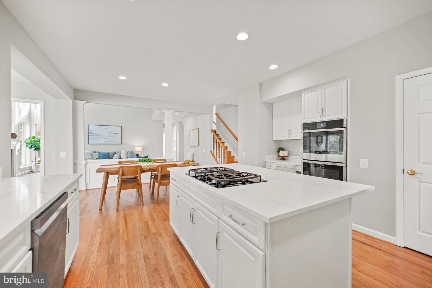 12816 OWENS GLEN DR, FAIRFAX, Virginia 22030, 4 Bedrooms Bedrooms, ,4 BathroomsBathrooms,Residential,For sale,12816 OWENS GLEN DR,VAFX2277112 MLS # VAFX2277112 12816 OWENS GLEN DR, FAIRFAX, Virginia 22030, 4 Bedrooms Bedrooms, ,4 BathroomsBathrooms,Residential,For sale,12816 OWENS GLEN DR,VAFX2277112 MLS # VAFX2277112