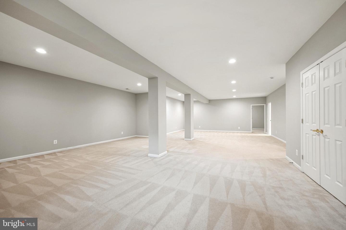 12816 OWENS GLEN DR, FAIRFAX, Virginia 22030, 4 Bedrooms Bedrooms, ,4 BathroomsBathrooms,Residential,For sale,12816 OWENS GLEN DR,VAFX2277112 MLS # VAFX2277112 12816 OWENS GLEN DR, FAIRFAX, Virginia 22030, 4 Bedrooms Bedrooms, ,4 BathroomsBathrooms,Residential,For sale,12816 OWENS GLEN DR,VAFX2277112 MLS # VAFX2277112