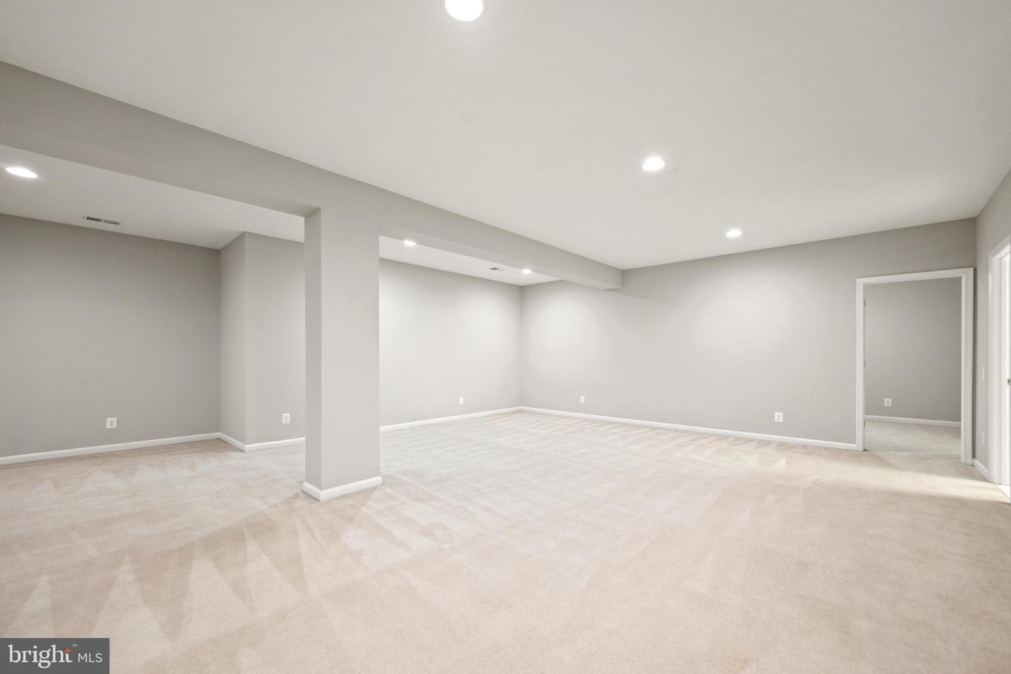 12816 OWENS GLEN DR, FAIRFAX, Virginia 22030, 4 Bedrooms Bedrooms, ,4 BathroomsBathrooms,Residential,For sale,12816 OWENS GLEN DR,VAFX2277112 MLS # VAFX2277112 12816 OWENS GLEN DR, FAIRFAX, Virginia 22030, 4 Bedrooms Bedrooms, ,4 BathroomsBathrooms,Residential,For sale,12816 OWENS GLEN DR,VAFX2277112 MLS # VAFX2277112