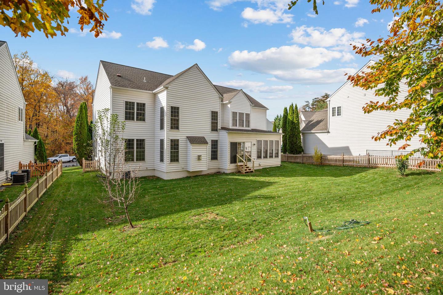 12816 OWENS GLEN DR, FAIRFAX, Virginia 22030, 4 Bedrooms Bedrooms, ,4 BathroomsBathrooms,Residential,For sale,12816 OWENS GLEN DR,VAFX2277112 MLS # VAFX2277112 12816 OWENS GLEN DR, FAIRFAX, Virginia 22030, 4 Bedrooms Bedrooms, ,4 BathroomsBathrooms,Residential,For sale,12816 OWENS GLEN DR,VAFX2277112 MLS # VAFX2277112