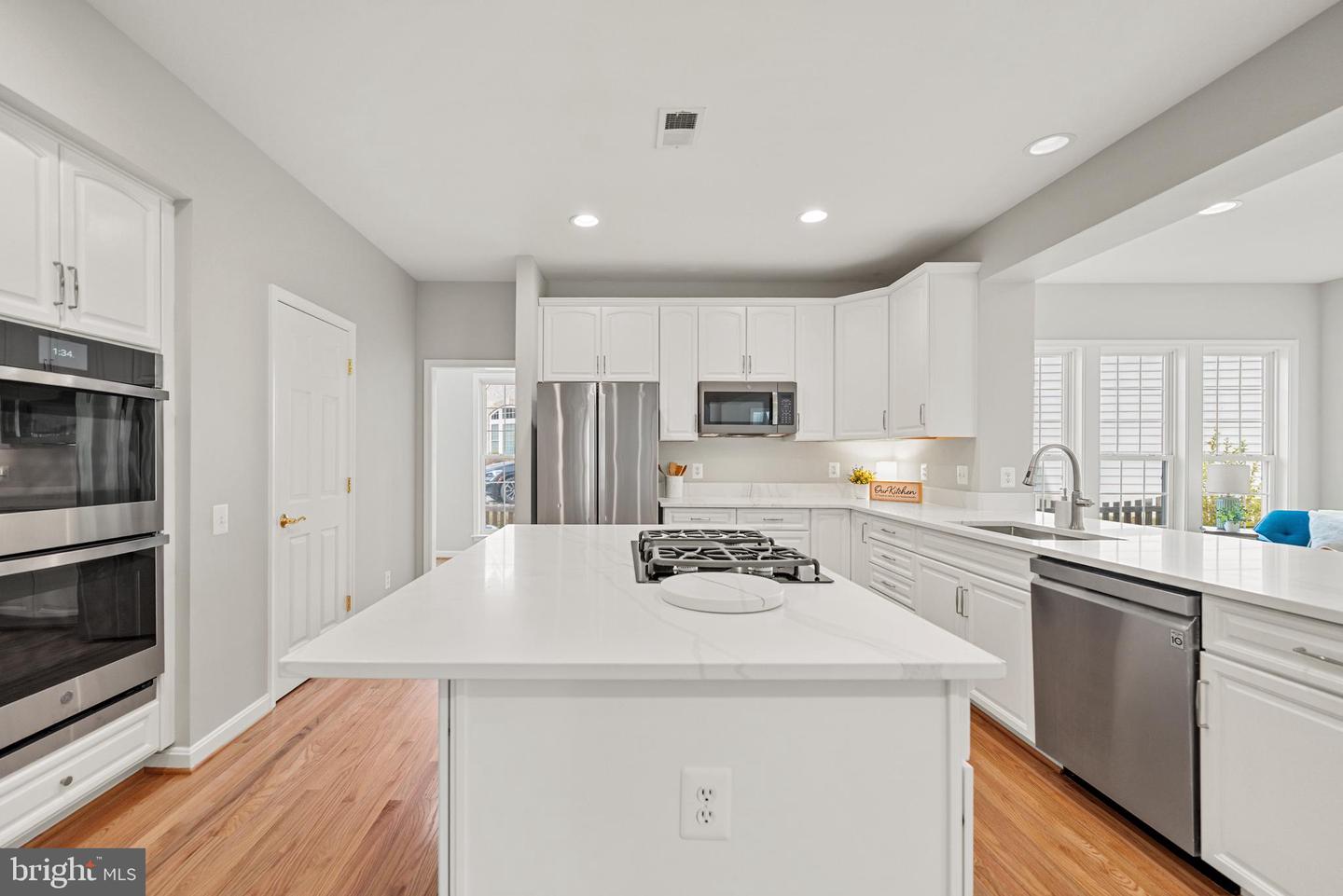 12816 OWENS GLEN DR, FAIRFAX, Virginia 22030, 4 Bedrooms Bedrooms, ,4 BathroomsBathrooms,Residential,For sale,12816 OWENS GLEN DR,VAFX2277112 MLS # VAFX2277112 12816 OWENS GLEN DR, FAIRFAX, Virginia 22030, 4 Bedrooms Bedrooms, ,4 BathroomsBathrooms,Residential,For sale,12816 OWENS GLEN DR,VAFX2277112 MLS # VAFX2277112