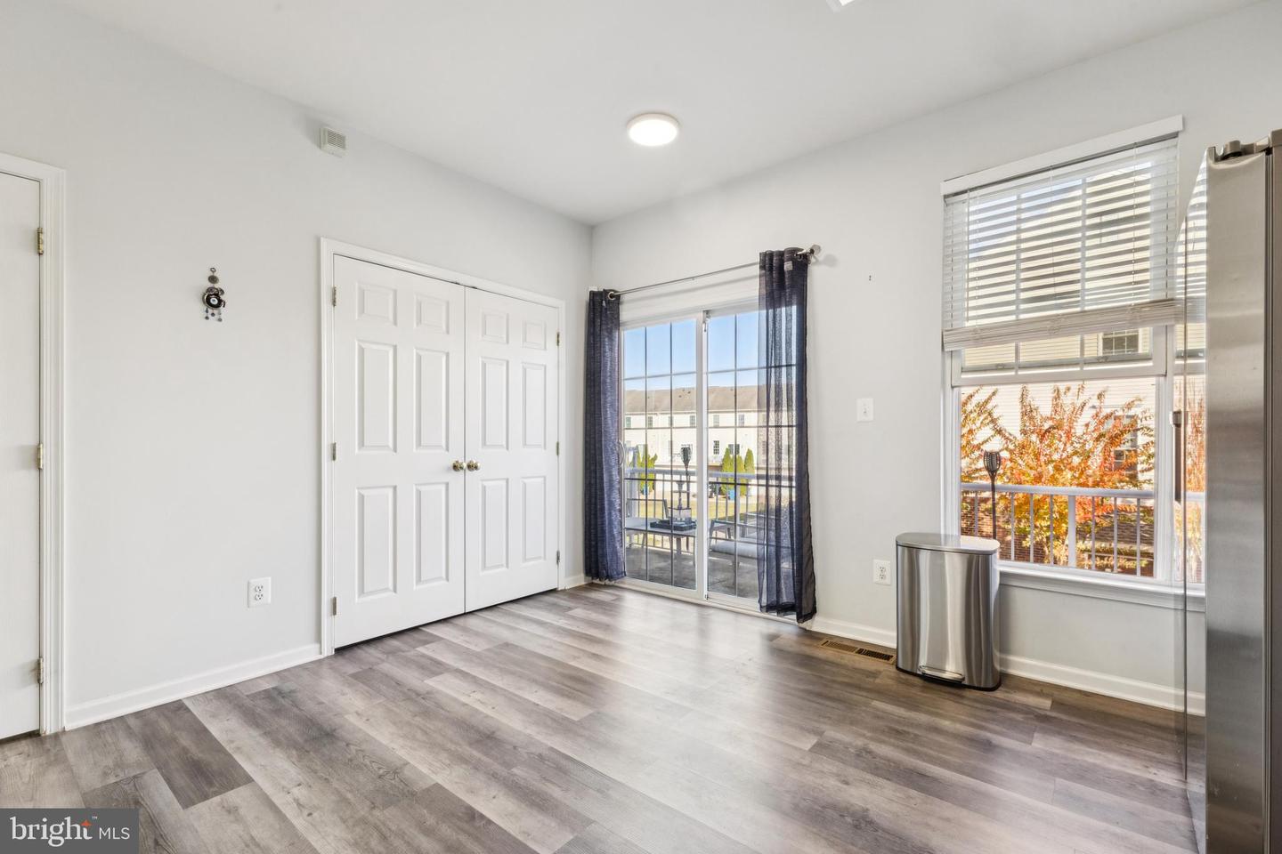 25390 SHIPLEY TER, CHANTILLY, Virginia 20152, 3 Bedrooms Bedrooms, ,3 BathroomsBathrooms,Residential,For sale,25390 SHIPLEY TER,VALO2110314 MLS # VALO2110314 25390 SHIPLEY TER, CHANTILLY, Virginia 20152, 3 Bedrooms Bedrooms, ,3 BathroomsBathrooms,Residential,For sale,25390 SHIPLEY TER,VALO2110314 MLS # VALO2110314