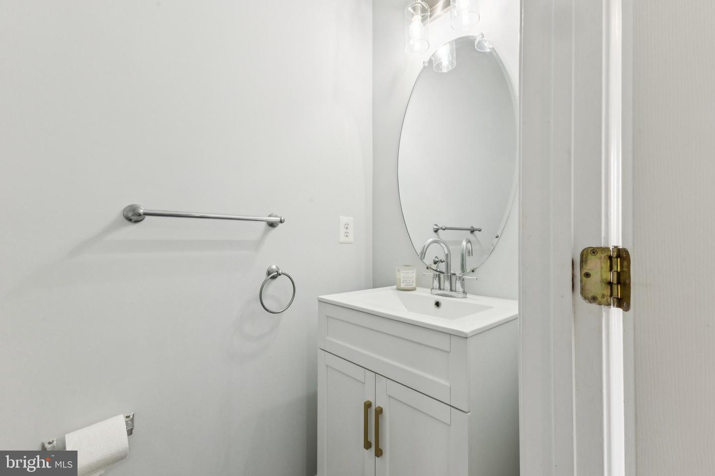 25390 SHIPLEY TER, CHANTILLY, Virginia 20152, 3 Bedrooms Bedrooms, ,3 BathroomsBathrooms,Residential,For sale,25390 SHIPLEY TER,VALO2110314 MLS # VALO2110314 25390 SHIPLEY TER, CHANTILLY, Virginia 20152, 3 Bedrooms Bedrooms, ,3 BathroomsBathrooms,Residential,For sale,25390 SHIPLEY TER,VALO2110314 MLS # VALO2110314