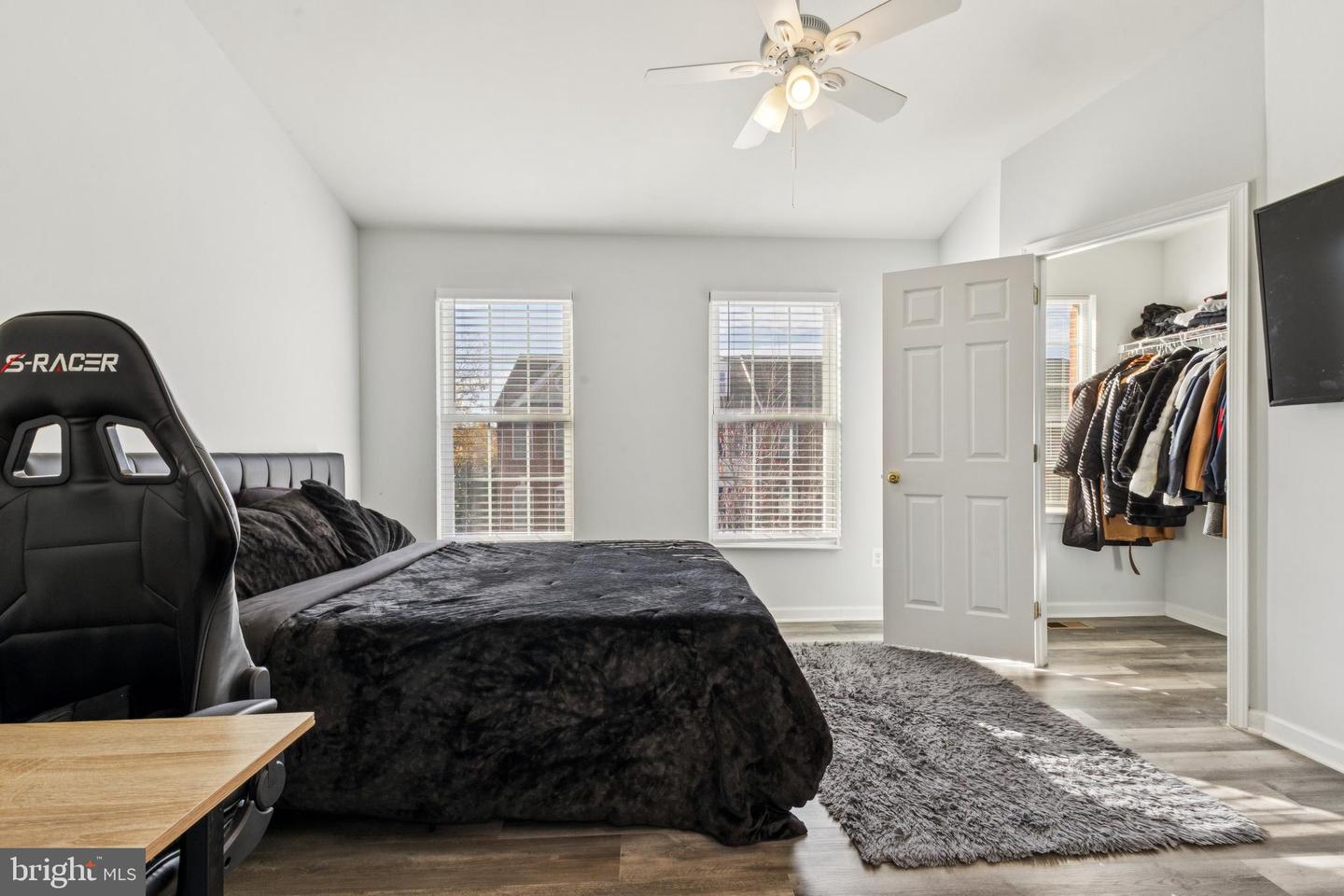 25390 SHIPLEY TER, CHANTILLY, Virginia 20152, 3 Bedrooms Bedrooms, ,3 BathroomsBathrooms,Residential,For sale,25390 SHIPLEY TER,VALO2110314 MLS # VALO2110314 25390 SHIPLEY TER, CHANTILLY, Virginia 20152, 3 Bedrooms Bedrooms, ,3 BathroomsBathrooms,Residential,For sale,25390 SHIPLEY TER,VALO2110314 MLS # VALO2110314