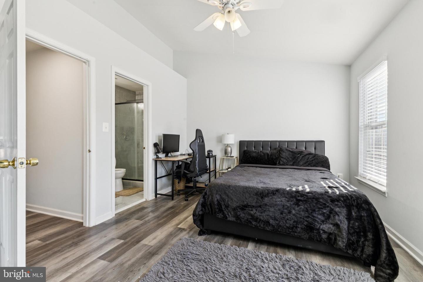 25390 SHIPLEY TER, CHANTILLY, Virginia 20152, 3 Bedrooms Bedrooms, ,3 BathroomsBathrooms,Residential,For sale,25390 SHIPLEY TER,VALO2110314 MLS # VALO2110314 25390 SHIPLEY TER, CHANTILLY, Virginia 20152, 3 Bedrooms Bedrooms, ,3 BathroomsBathrooms,Residential,For sale,25390 SHIPLEY TER,VALO2110314 MLS # VALO2110314