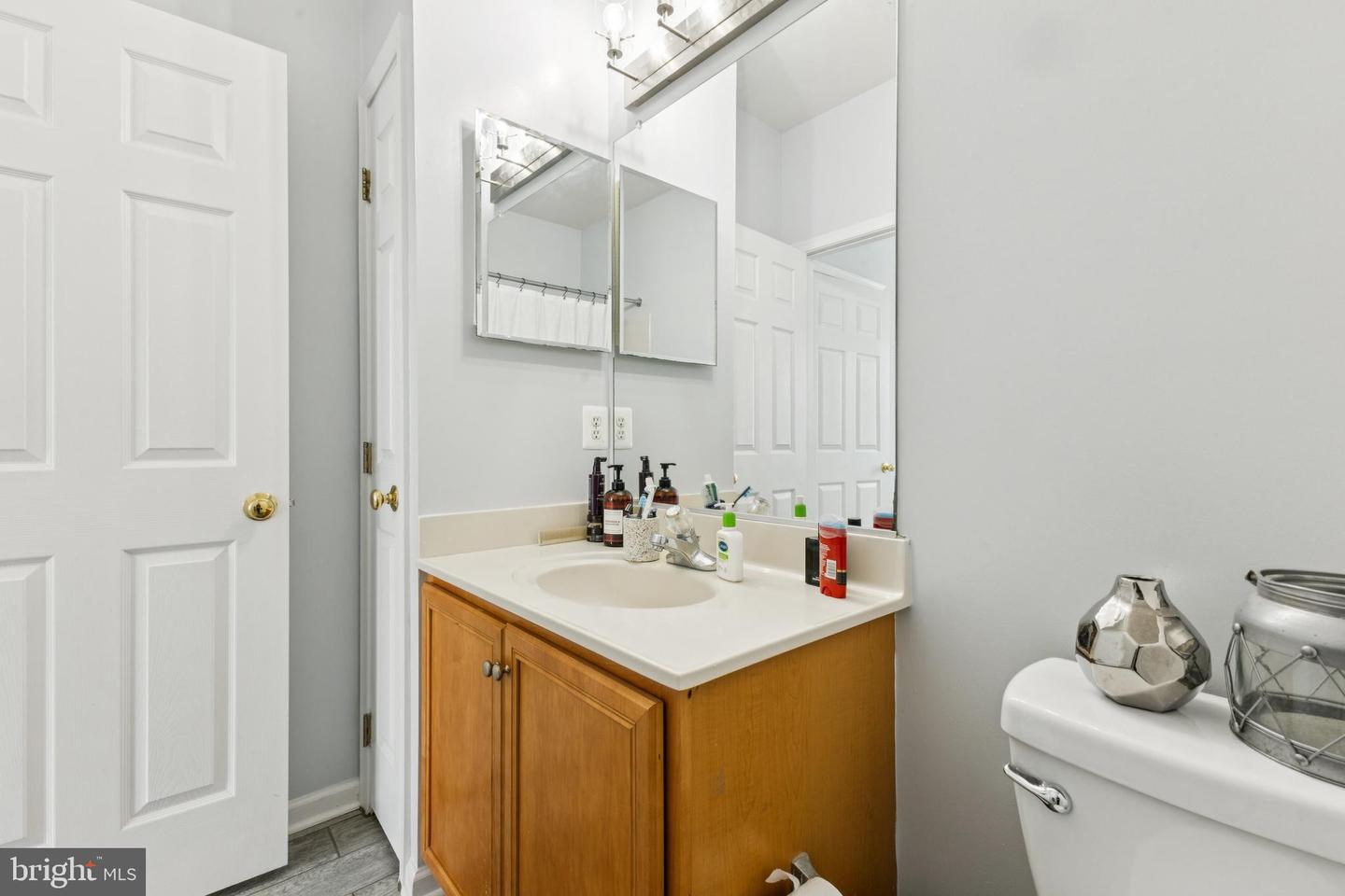 25390 SHIPLEY TER, CHANTILLY, Virginia 20152, 3 Bedrooms Bedrooms, ,3 BathroomsBathrooms,Residential,For sale,25390 SHIPLEY TER,VALO2110314 MLS # VALO2110314 25390 SHIPLEY TER, CHANTILLY, Virginia 20152, 3 Bedrooms Bedrooms, ,3 BathroomsBathrooms,Residential,For sale,25390 SHIPLEY TER,VALO2110314 MLS # VALO2110314