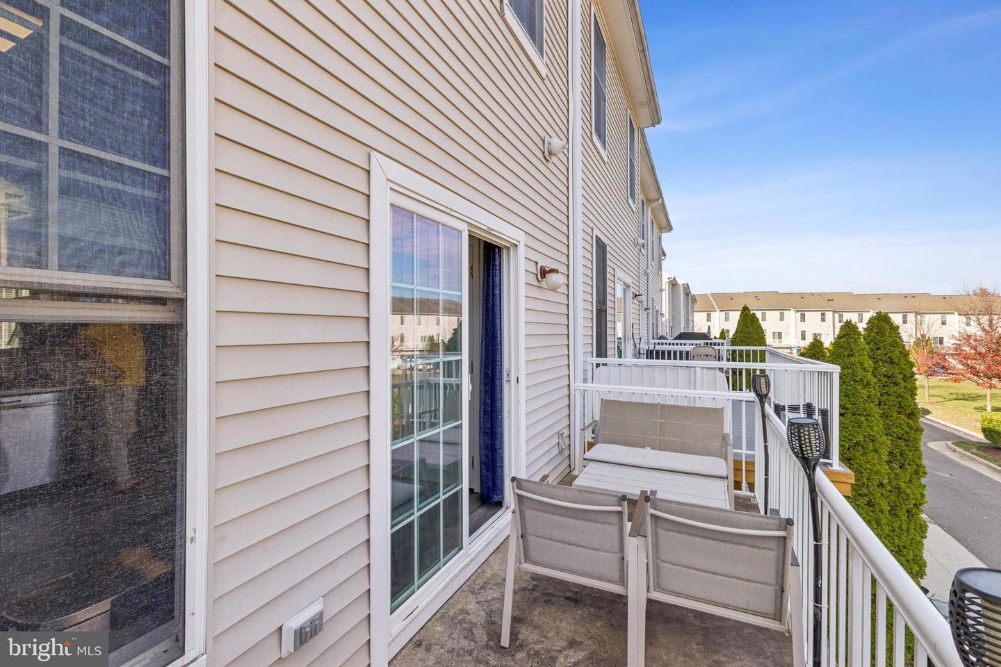 25390 SHIPLEY TER, CHANTILLY, Virginia 20152, 3 Bedrooms Bedrooms, ,3 BathroomsBathrooms,Residential,For sale,25390 SHIPLEY TER,VALO2110314 MLS # VALO2110314 25390 SHIPLEY TER, CHANTILLY, Virginia 20152, 3 Bedrooms Bedrooms, ,3 BathroomsBathrooms,Residential,For sale,25390 SHIPLEY TER,VALO2110314 MLS # VALO2110314