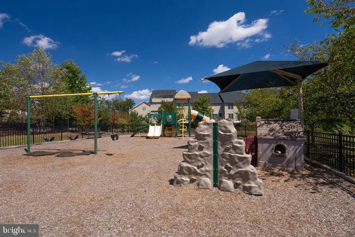 25390 SHIPLEY TER, CHANTILLY, Virginia 20152, 3 Bedrooms Bedrooms, ,3 BathroomsBathrooms,Residential,For sale,25390 SHIPLEY TER,VALO2110314 MLS # VALO2110314 25390 SHIPLEY TER, CHANTILLY, Virginia 20152, 3 Bedrooms Bedrooms, ,3 BathroomsBathrooms,Residential,For sale,25390 SHIPLEY TER,VALO2110314 MLS # VALO2110314