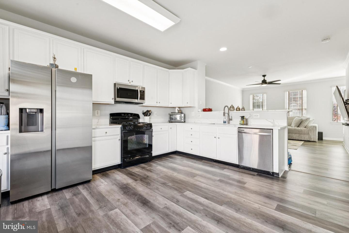 25390 SHIPLEY TER, CHANTILLY, Virginia 20152, 3 Bedrooms Bedrooms, ,3 BathroomsBathrooms,Residential,For sale,25390 SHIPLEY TER,VALO2110314 MLS # VALO2110314 25390 SHIPLEY TER, CHANTILLY, Virginia 20152, 3 Bedrooms Bedrooms, ,3 BathroomsBathrooms,Residential,For sale,25390 SHIPLEY TER,VALO2110314 MLS # VALO2110314