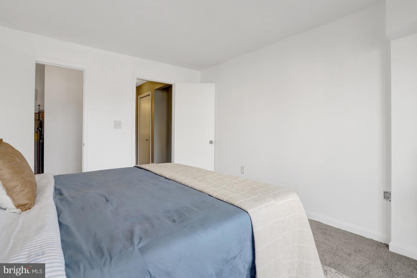 6902 MARY CAROLINE CIR #E, ALEXANDRIA, Virginia 22310, 1 Bedroom Bedrooms, ,1 BathroomBathrooms,Residential,For sale,6902 MARY CAROLINE CIR #E,VAFX2277188 MLS # VAFX2277188 6902 MARY CAROLINE CIR #E, ALEXANDRIA, Virginia 22310, 1 Bedroom Bedrooms, ,1 BathroomBathrooms,Residential,For sale,6902 MARY CAROLINE CIR #E,VAFX2277188 MLS # VAFX2277188