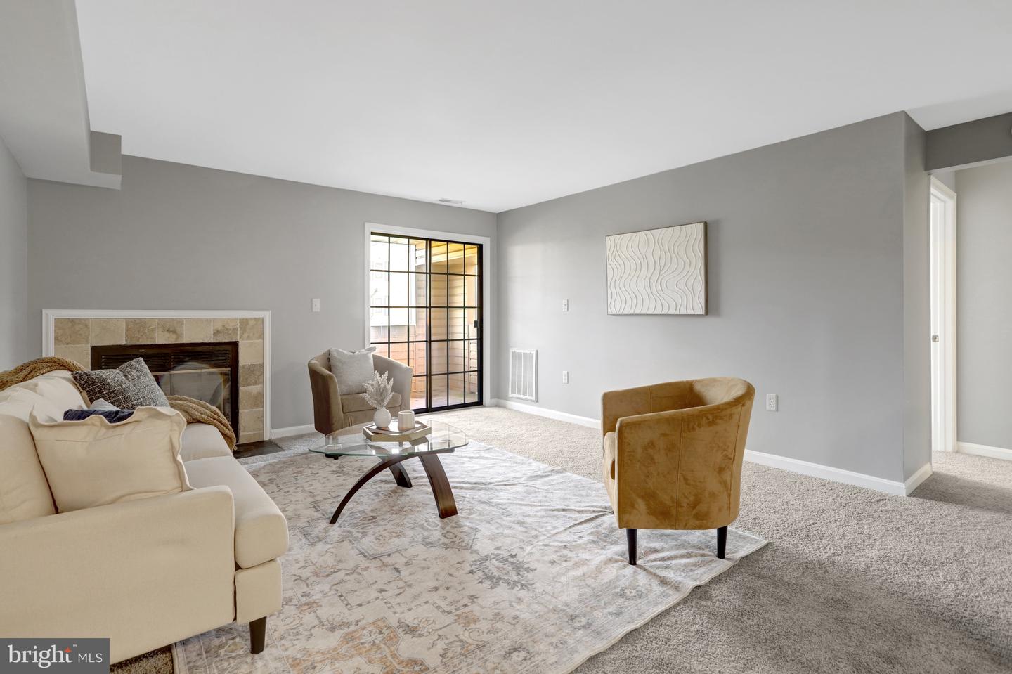 6902 MARY CAROLINE CIR #E, ALEXANDRIA, Virginia 22310, 1 Bedroom Bedrooms, ,1 BathroomBathrooms,Residential,For sale,6902 MARY CAROLINE CIR #E,VAFX2277188 MLS # VAFX2277188 6902 MARY CAROLINE CIR #E, ALEXANDRIA, Virginia 22310, 1 Bedroom Bedrooms, ,1 BathroomBathrooms,Residential,For sale,6902 MARY CAROLINE CIR #E,VAFX2277188 MLS # VAFX2277188