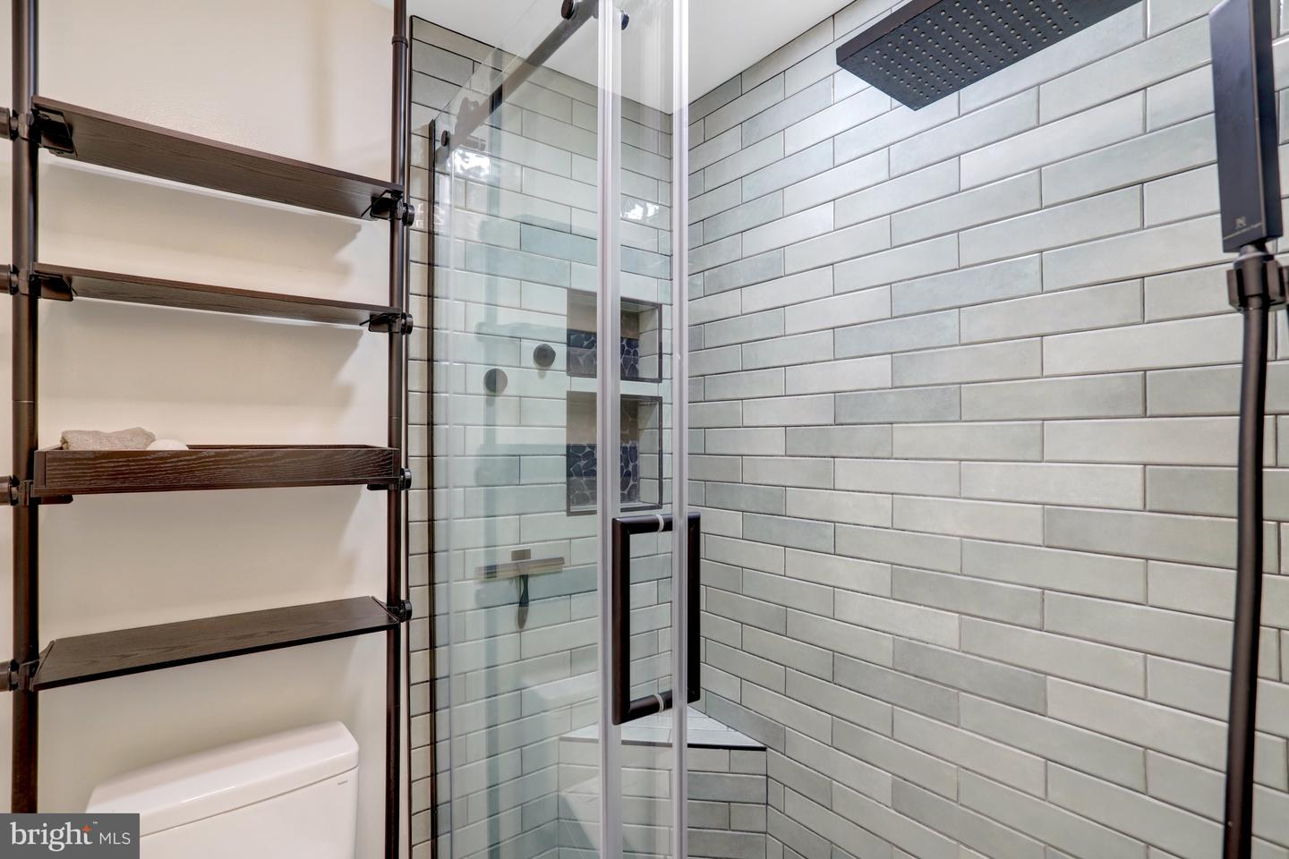 6902 MARY CAROLINE CIR #E, ALEXANDRIA, Virginia 22310, 1 Bedroom Bedrooms, ,1 BathroomBathrooms,Residential,For sale,6902 MARY CAROLINE CIR #E,VAFX2277188 MLS # VAFX2277188 6902 MARY CAROLINE CIR #E, ALEXANDRIA, Virginia 22310, 1 Bedroom Bedrooms, ,1 BathroomBathrooms,Residential,For sale,6902 MARY CAROLINE CIR #E,VAFX2277188 MLS # VAFX2277188