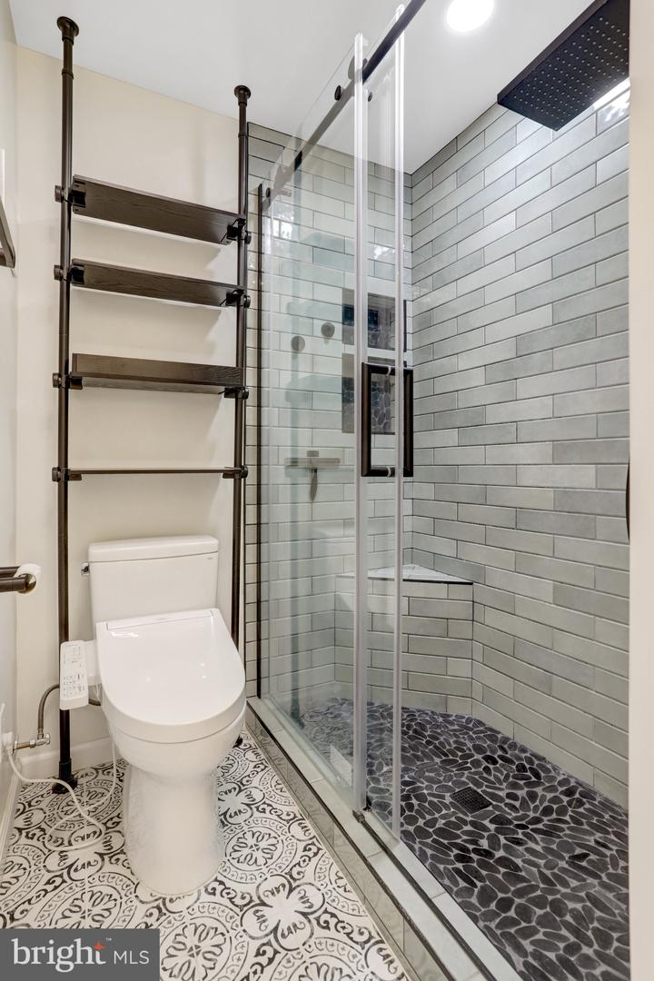 6902 MARY CAROLINE CIR #E, ALEXANDRIA, Virginia 22310, 1 Bedroom Bedrooms, ,1 BathroomBathrooms,Residential,For sale,6902 MARY CAROLINE CIR #E,VAFX2277188 MLS # VAFX2277188 6902 MARY CAROLINE CIR #E, ALEXANDRIA, Virginia 22310, 1 Bedroom Bedrooms, ,1 BathroomBathrooms,Residential,For sale,6902 MARY CAROLINE CIR #E,VAFX2277188 MLS # VAFX2277188