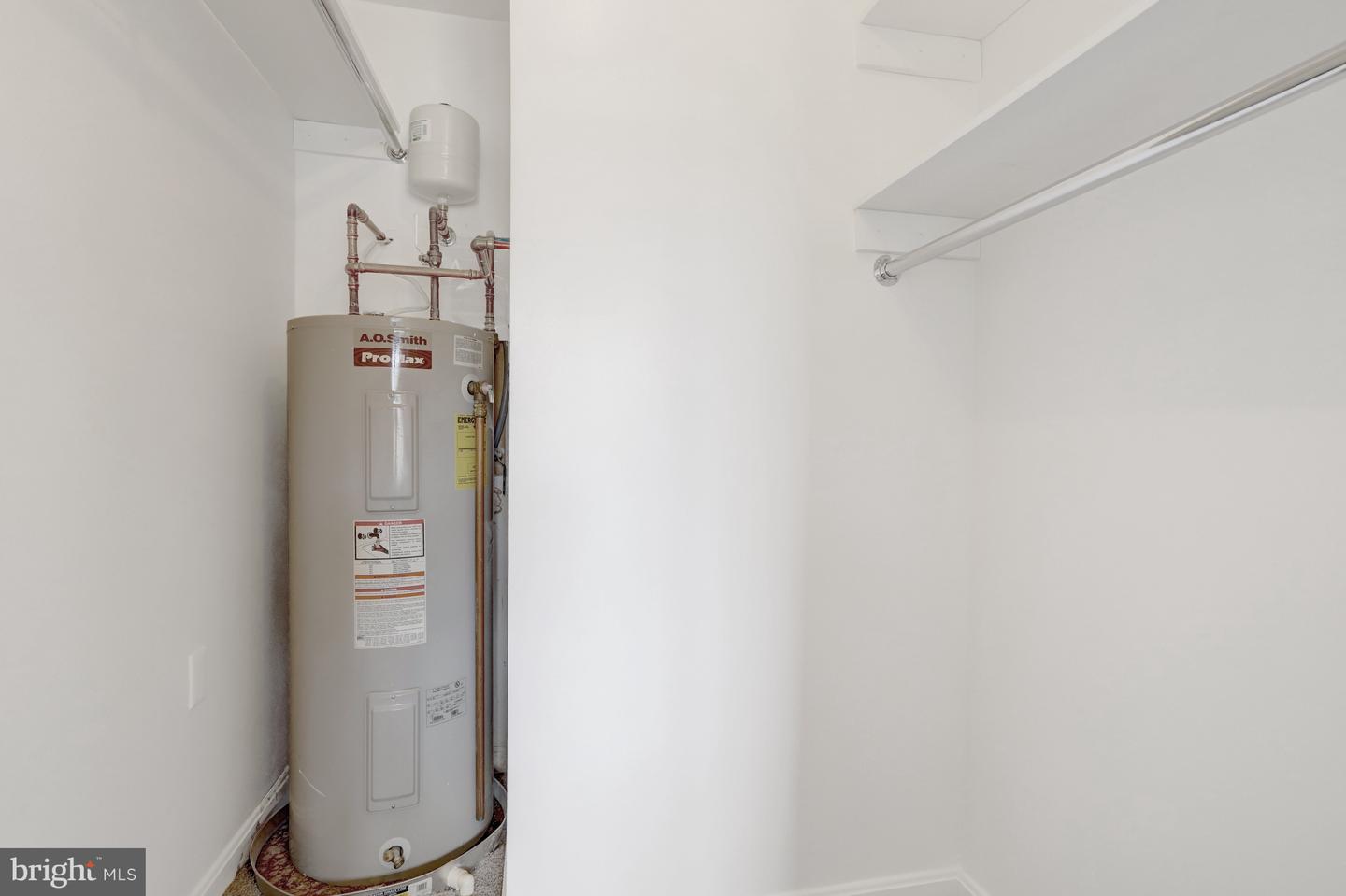 6902 MARY CAROLINE CIR #E, ALEXANDRIA, Virginia 22310, 1 Bedroom Bedrooms, ,1 BathroomBathrooms,Residential,For sale,6902 MARY CAROLINE CIR #E,VAFX2277188 MLS # VAFX2277188 6902 MARY CAROLINE CIR #E, ALEXANDRIA, Virginia 22310, 1 Bedroom Bedrooms, ,1 BathroomBathrooms,Residential,For sale,6902 MARY CAROLINE CIR #E,VAFX2277188 MLS # VAFX2277188