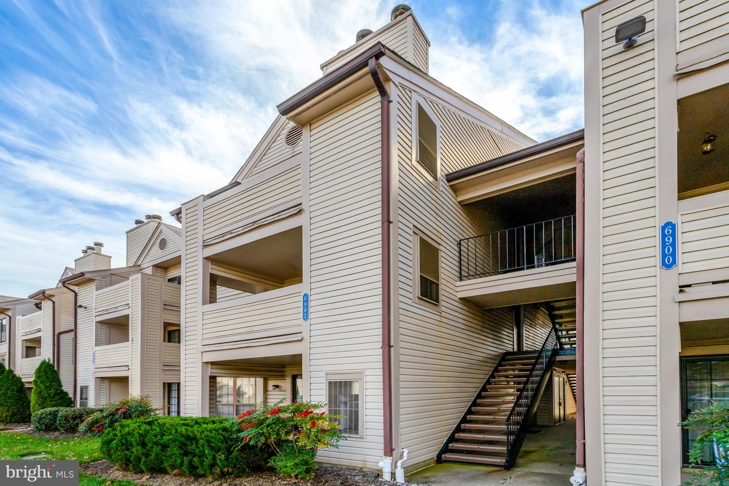 6902 MARY CAROLINE CIR #E, ALEXANDRIA, Virginia 22310, 1 Bedroom Bedrooms, ,1 BathroomBathrooms,Residential,For sale,6902 MARY CAROLINE CIR #E,VAFX2277188 MLS # VAFX2277188 6902 MARY CAROLINE CIR #E, ALEXANDRIA, Virginia 22310, 1 Bedroom Bedrooms, ,1 BathroomBathrooms,Residential,For sale,6902 MARY CAROLINE CIR #E,VAFX2277188 MLS # VAFX2277188