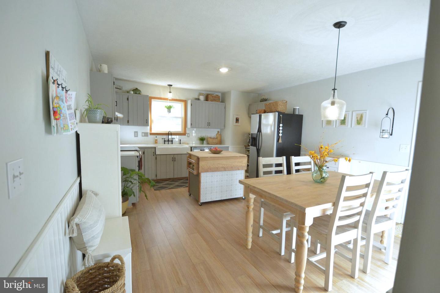 160 COUNTRY SQUIRE LN, WINCHESTER, Virginia 22603, 3 Bedrooms Bedrooms, ,3 BathroomsBathrooms,Residential,For sale,160 COUNTRY SQUIRE LN,VAFV2037788 MLS # VAFV2037788 160 COUNTRY SQUIRE LN, WINCHESTER, Virginia 22603, 3 Bedrooms Bedrooms, ,3 BathroomsBathrooms,Residential,For sale,160 COUNTRY SQUIRE LN,VAFV2037788 MLS # VAFV2037788