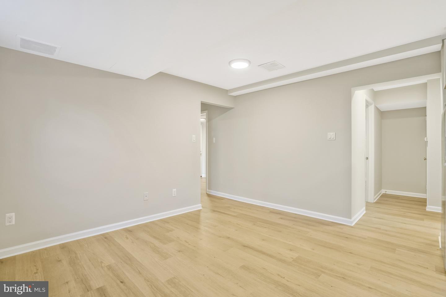 706 N CLEVELAND ST, ARLINGTON, Virginia 22201, 6 Bedrooms Bedrooms, ,3 BathroomsBathrooms,Residential,For sale,706 N CLEVELAND ST,VAAR2065616 MLS # VAAR2065616 706 N CLEVELAND ST, ARLINGTON, Virginia 22201, 6 Bedrooms Bedrooms, ,3 BathroomsBathrooms,Residential,For sale,706 N CLEVELAND ST,VAAR2065616 MLS # VAAR2065616