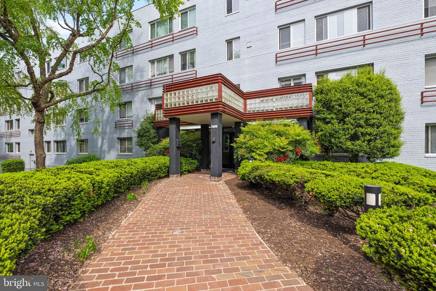 3701 5TH ST S #406, ARLINGTON, Virginia 22204, 1 Bedroom Bedrooms, ,1 BathroomBathrooms,Residential,For sale,3701 5TH ST S #406,VAAR2065630 MLS # VAAR2065630 3701 5TH ST S #406, ARLINGTON, Virginia 22204, 1 Bedroom Bedrooms, ,1 BathroomBathrooms,Residential,For sale,3701 5TH ST S #406,VAAR2065630 MLS # VAAR2065630