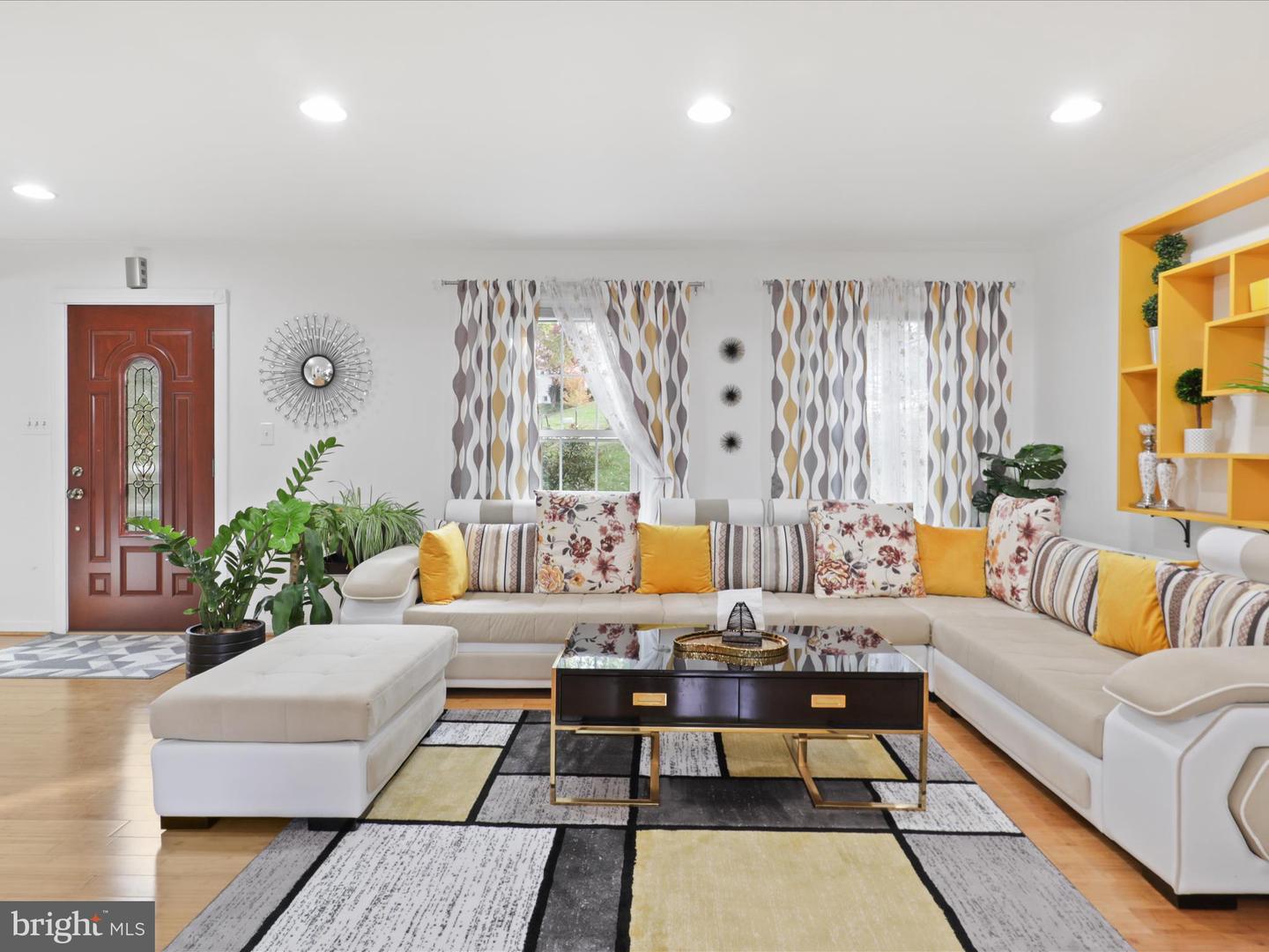 1912 PRELUDE DR, VIENNA, Virginia 22182, 4 Bedrooms Bedrooms, 8 Rooms Rooms,3 BathroomsBathrooms,Residential,For sale,1912 PRELUDE DR,VAFX2277350 MLS # VAFX2277350 1912 PRELUDE DR, VIENNA, Virginia 22182, 4 Bedrooms Bedrooms, 8 Rooms Rooms,3 BathroomsBathrooms,Residential,For sale,1912 PRELUDE DR,VAFX2277350 MLS # VAFX2277350