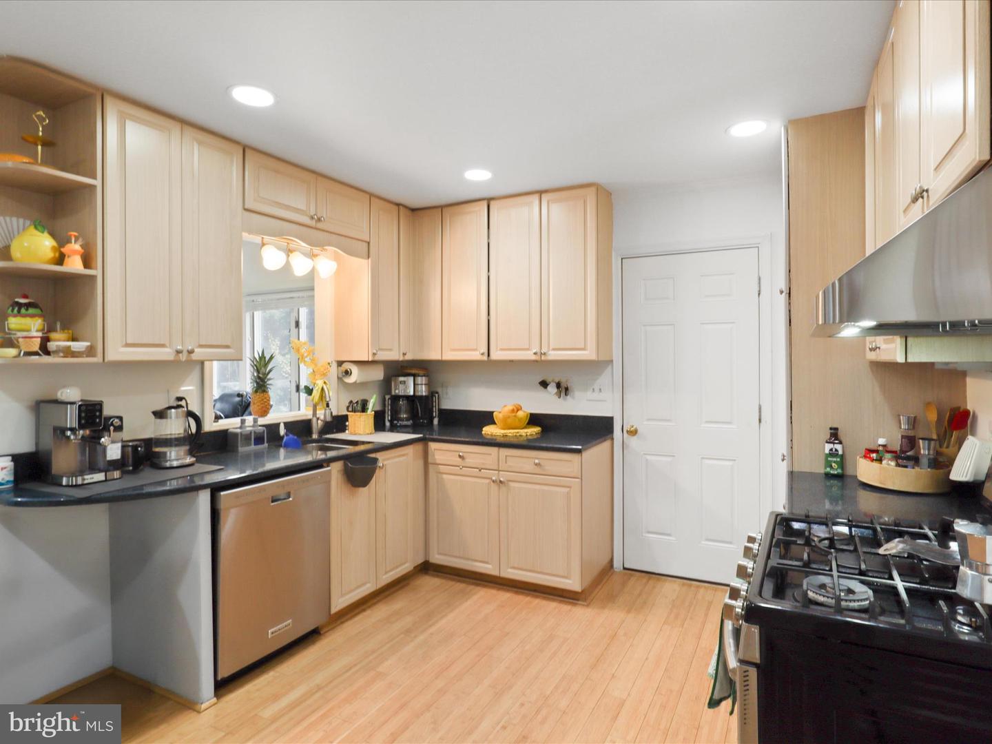 1912 PRELUDE DR, VIENNA, Virginia 22182, 4 Bedrooms Bedrooms, 8 Rooms Rooms,3 BathroomsBathrooms,Residential,For sale,1912 PRELUDE DR,VAFX2277350 MLS # VAFX2277350 1912 PRELUDE DR, VIENNA, Virginia 22182, 4 Bedrooms Bedrooms, 8 Rooms Rooms,3 BathroomsBathrooms,Residential,For sale,1912 PRELUDE DR,VAFX2277350 MLS # VAFX2277350