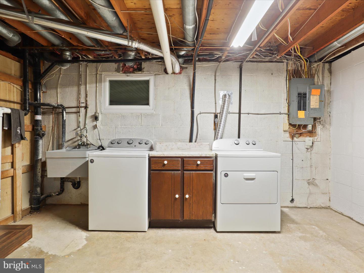 1912 PRELUDE DR, VIENNA, Virginia 22182, 4 Bedrooms Bedrooms, 8 Rooms Rooms,3 BathroomsBathrooms,Residential,For sale,1912 PRELUDE DR,VAFX2277350 MLS # VAFX2277350 1912 PRELUDE DR, VIENNA, Virginia 22182, 4 Bedrooms Bedrooms, 8 Rooms Rooms,3 BathroomsBathrooms,Residential,For sale,1912 PRELUDE DR,VAFX2277350 MLS # VAFX2277350