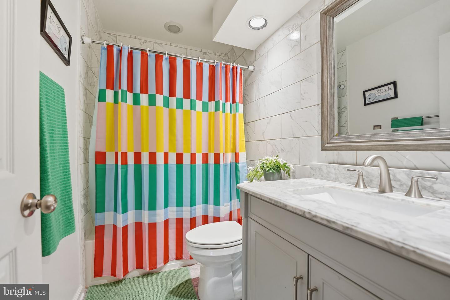 4114 HAMPSTEAD LN, WOODBRIDGE, Virginia 22192, 3 Bedrooms Bedrooms, ,3 BathroomsBathrooms,Residential,For sale,4114 HAMPSTEAD LN,VAPW2107194 MLS # VAPW2107194