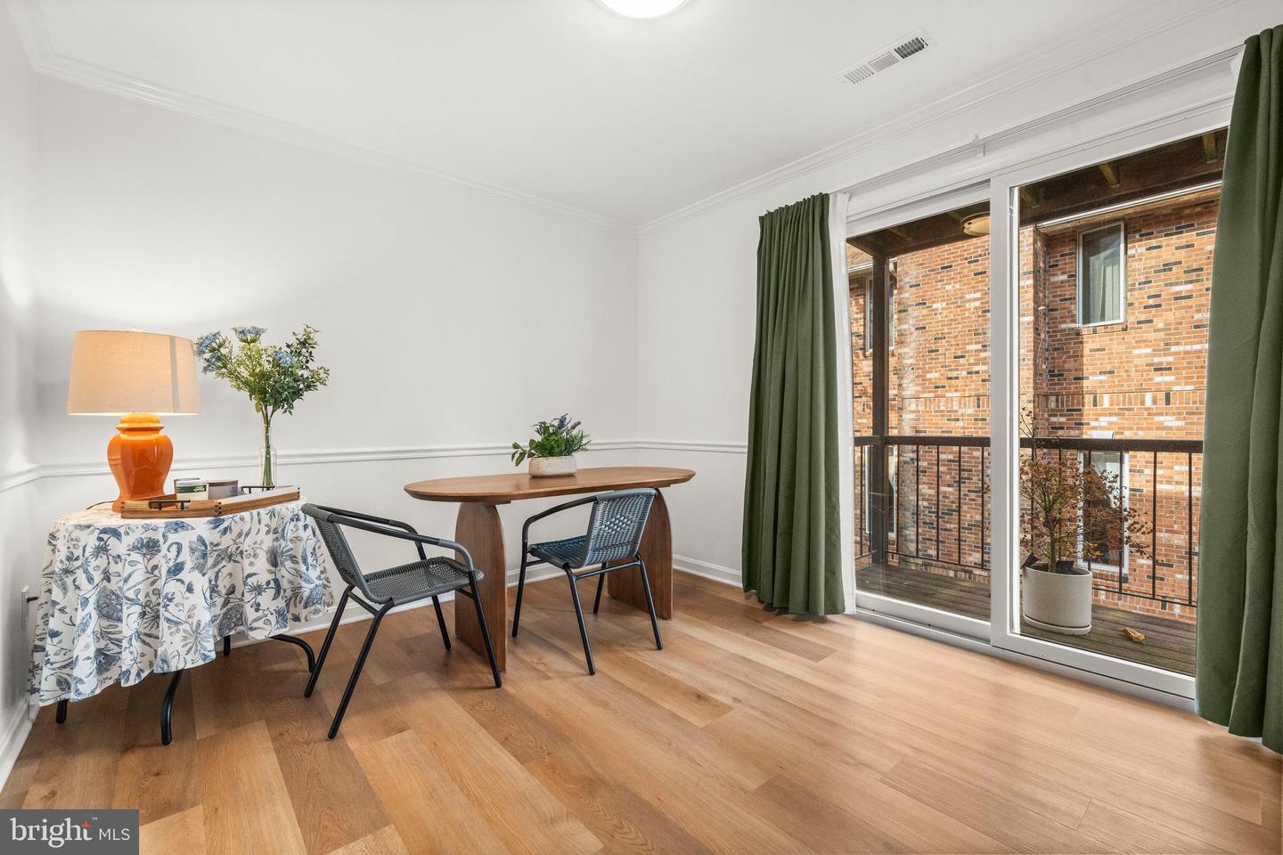 1109 N TAYLOR ST #B, ARLINGTON, Virginia 22201, 3 Bedrooms Bedrooms, 7 Rooms Rooms,2 BathroomsBathrooms,Residential,For sale,1109 N TAYLOR ST #B,VAAR2065688 MLS # VAAR2065688 1109 N TAYLOR ST #B, ARLINGTON, Virginia 22201, 3 Bedrooms Bedrooms, 7 Rooms Rooms,2 BathroomsBathrooms,Residential,For sale,1109 N TAYLOR ST #B,VAAR2065688 MLS # VAAR2065688