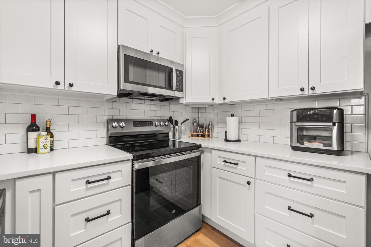 1109 N TAYLOR ST #B, ARLINGTON, Virginia 22201, 3 Bedrooms Bedrooms, 7 Rooms Rooms,2 BathroomsBathrooms,Residential,For sale,1109 N TAYLOR ST #B,VAAR2065688 MLS # VAAR2065688 1109 N TAYLOR ST #B, ARLINGTON, Virginia 22201, 3 Bedrooms Bedrooms, 7 Rooms Rooms,2 BathroomsBathrooms,Residential,For sale,1109 N TAYLOR ST #B,VAAR2065688 MLS # VAAR2065688