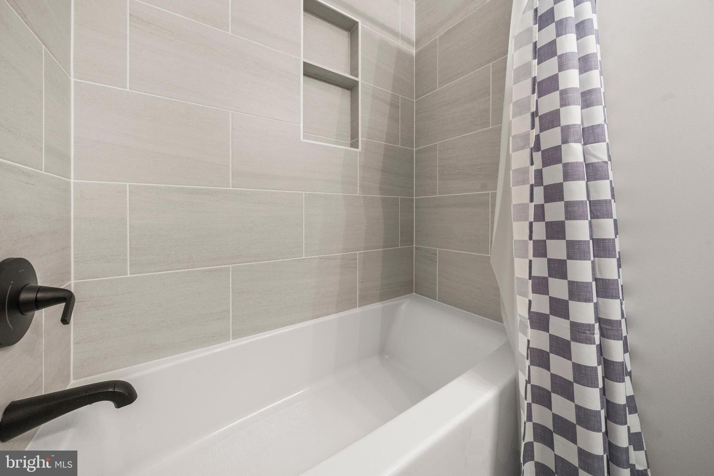 1109 N TAYLOR ST #B, ARLINGTON, Virginia 22201, 3 Bedrooms Bedrooms, 7 Rooms Rooms,2 BathroomsBathrooms,Residential,For sale,1109 N TAYLOR ST #B,VAAR2065688 MLS # VAAR2065688 1109 N TAYLOR ST #B, ARLINGTON, Virginia 22201, 3 Bedrooms Bedrooms, 7 Rooms Rooms,2 BathroomsBathrooms,Residential,For sale,1109 N TAYLOR ST #B,VAAR2065688 MLS # VAAR2065688