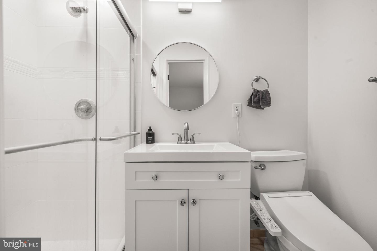 1109 N TAYLOR ST #B, ARLINGTON, Virginia 22201, 3 Bedrooms Bedrooms, 7 Rooms Rooms,2 BathroomsBathrooms,Residential,For sale,1109 N TAYLOR ST #B,VAAR2065688 MLS # VAAR2065688 1109 N TAYLOR ST #B, ARLINGTON, Virginia 22201, 3 Bedrooms Bedrooms, 7 Rooms Rooms,2 BathroomsBathrooms,Residential,For sale,1109 N TAYLOR ST #B,VAAR2065688 MLS # VAAR2065688