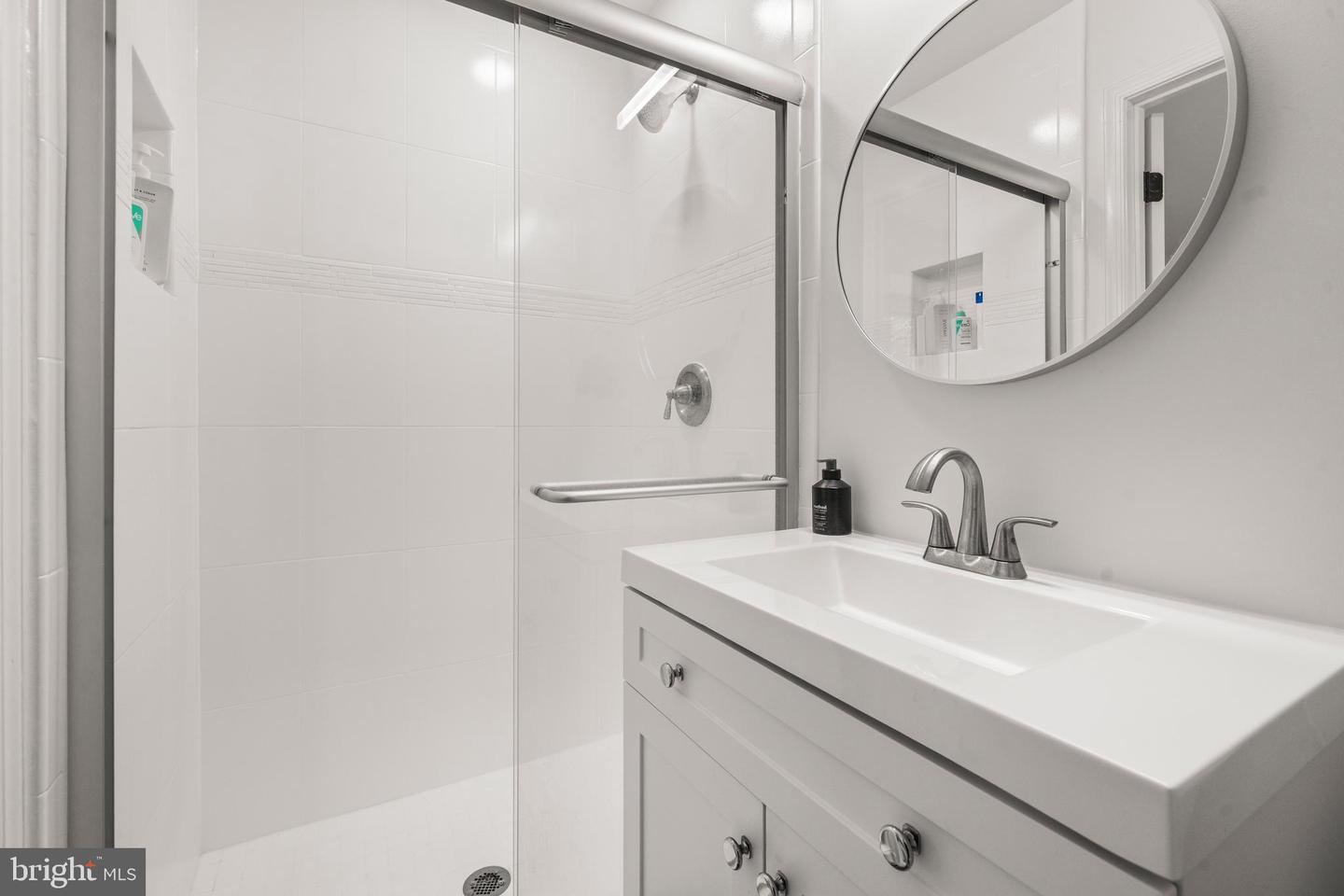 1109 N TAYLOR ST #B, ARLINGTON, Virginia 22201, 3 Bedrooms Bedrooms, 7 Rooms Rooms,2 BathroomsBathrooms,Residential,For sale,1109 N TAYLOR ST #B,VAAR2065688 MLS # VAAR2065688 1109 N TAYLOR ST #B, ARLINGTON, Virginia 22201, 3 Bedrooms Bedrooms, 7 Rooms Rooms,2 BathroomsBathrooms,Residential,For sale,1109 N TAYLOR ST #B,VAAR2065688 MLS # VAAR2065688