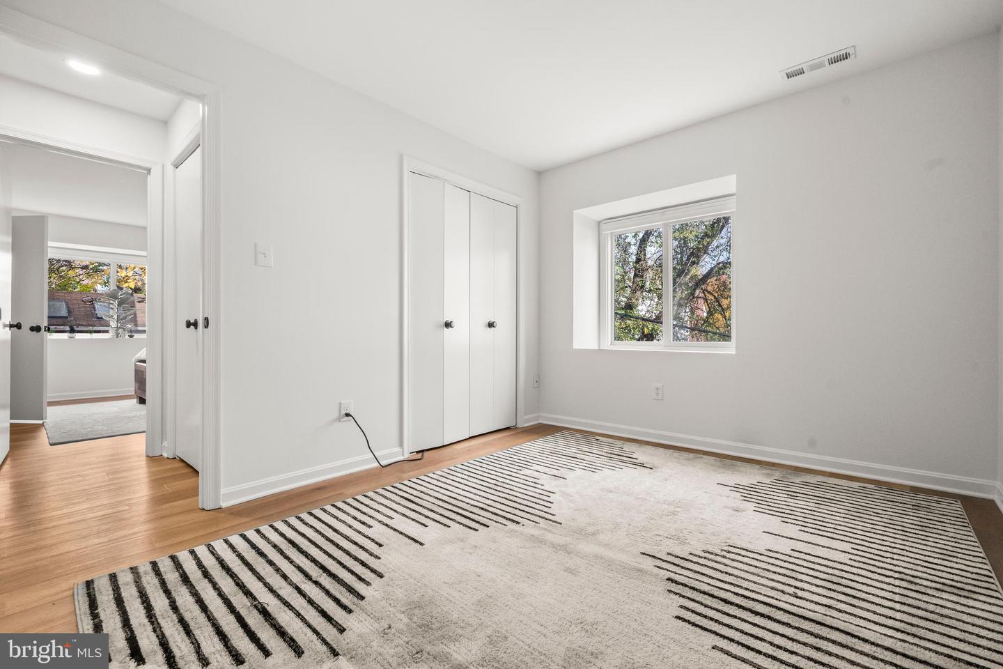 1109 N TAYLOR ST #B, ARLINGTON, Virginia 22201, 3 Bedrooms Bedrooms, 7 Rooms Rooms,2 BathroomsBathrooms,Residential,For sale,1109 N TAYLOR ST #B,VAAR2065688 MLS # VAAR2065688 1109 N TAYLOR ST #B, ARLINGTON, Virginia 22201, 3 Bedrooms Bedrooms, 7 Rooms Rooms,2 BathroomsBathrooms,Residential,For sale,1109 N TAYLOR ST #B,VAAR2065688 MLS # VAAR2065688