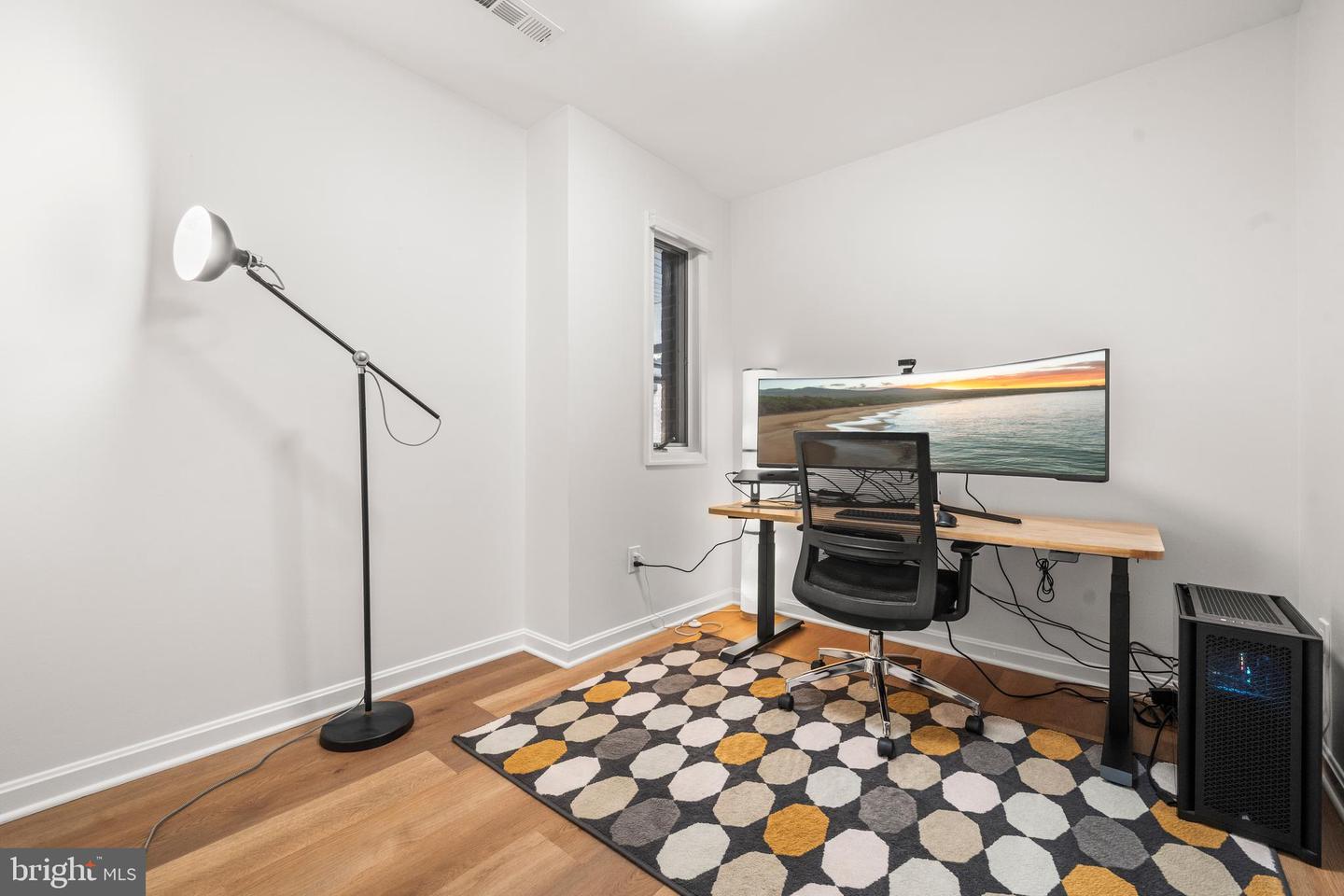 1109 N TAYLOR ST #B, ARLINGTON, Virginia 22201, 3 Bedrooms Bedrooms, 7 Rooms Rooms,2 BathroomsBathrooms,Residential,For sale,1109 N TAYLOR ST #B,VAAR2065688 MLS # VAAR2065688 1109 N TAYLOR ST #B, ARLINGTON, Virginia 22201, 3 Bedrooms Bedrooms, 7 Rooms Rooms,2 BathroomsBathrooms,Residential,For sale,1109 N TAYLOR ST #B,VAAR2065688 MLS # VAAR2065688