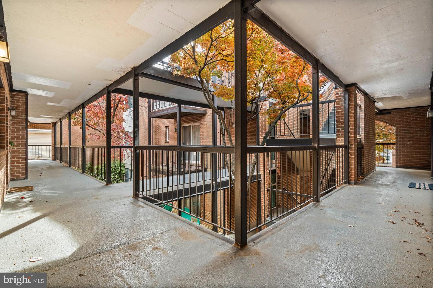 1109 N TAYLOR ST #B, ARLINGTON, Virginia 22201, 3 Bedrooms Bedrooms, 7 Rooms Rooms,2 BathroomsBathrooms,Residential,For sale,1109 N TAYLOR ST #B,VAAR2065688 MLS # VAAR2065688 1109 N TAYLOR ST #B, ARLINGTON, Virginia 22201, 3 Bedrooms Bedrooms, 7 Rooms Rooms,2 BathroomsBathrooms,Residential,For sale,1109 N TAYLOR ST #B,VAAR2065688 MLS # VAAR2065688