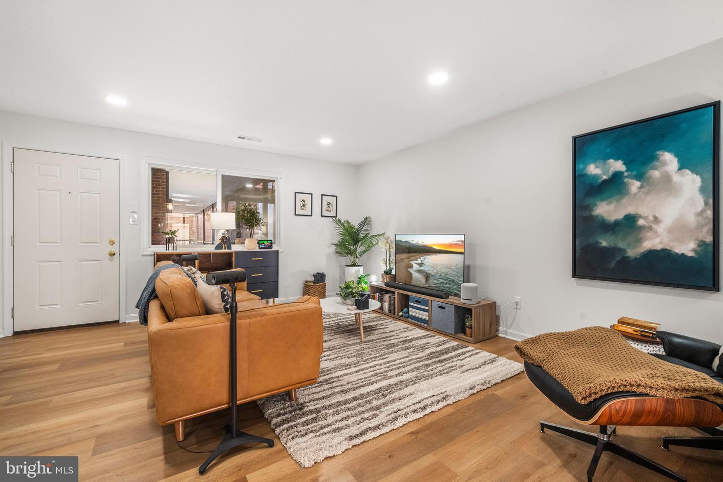 1109 N TAYLOR ST #B, ARLINGTON, Virginia 22201, 3 Bedrooms Bedrooms, 7 Rooms Rooms,2 BathroomsBathrooms,Residential,For sale,1109 N TAYLOR ST #B,VAAR2065688 MLS # VAAR2065688 1109 N TAYLOR ST #B, ARLINGTON, Virginia 22201, 3 Bedrooms Bedrooms, 7 Rooms Rooms,2 BathroomsBathrooms,Residential,For sale,1109 N TAYLOR ST #B,VAAR2065688 MLS # VAAR2065688