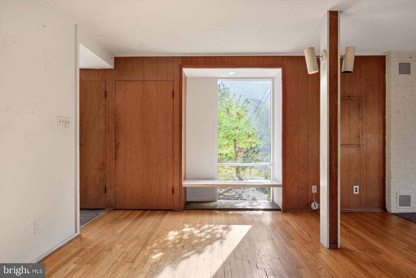 1911 MARTHAS RD, ALEXANDRIA, Virginia 22307, 4 Bedrooms Bedrooms, ,2 BathroomsBathrooms,Residential,For sale,1911 MARTHAS RD,VAFX2277520 MLS # VAFX2277520 1911 MARTHAS RD, ALEXANDRIA, Virginia 22307, 4 Bedrooms Bedrooms, ,2 BathroomsBathrooms,Residential,For sale,1911 MARTHAS RD,VAFX2277520 MLS # VAFX2277520