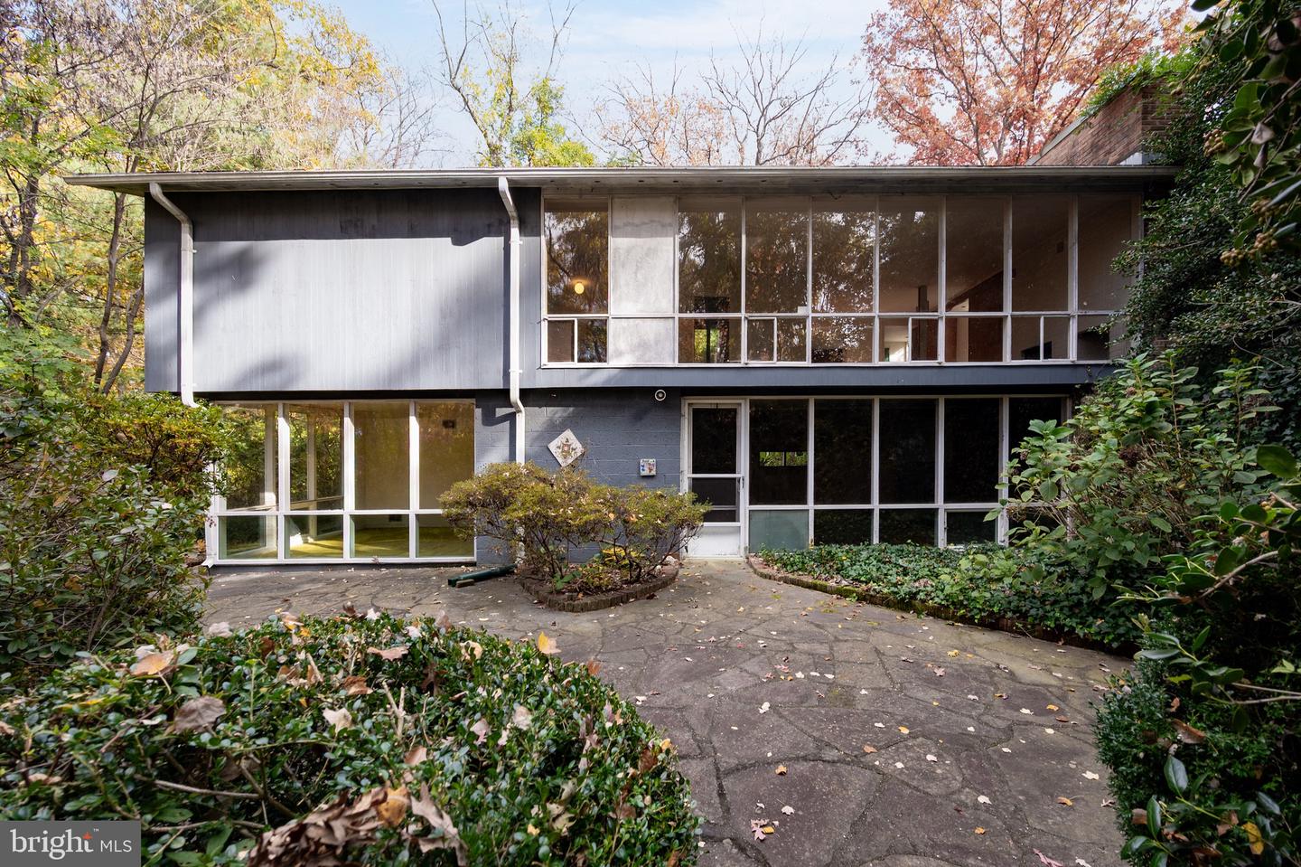 1911 MARTHAS RD, ALEXANDRIA, Virginia 22307, 4 Bedrooms Bedrooms, ,2 BathroomsBathrooms,Residential,For sale,1911 MARTHAS RD,VAFX2277520 MLS # VAFX2277520 1911 MARTHAS RD, ALEXANDRIA, Virginia 22307, 4 Bedrooms Bedrooms, ,2 BathroomsBathrooms,Residential,For sale,1911 MARTHAS RD,VAFX2277520 MLS # VAFX2277520