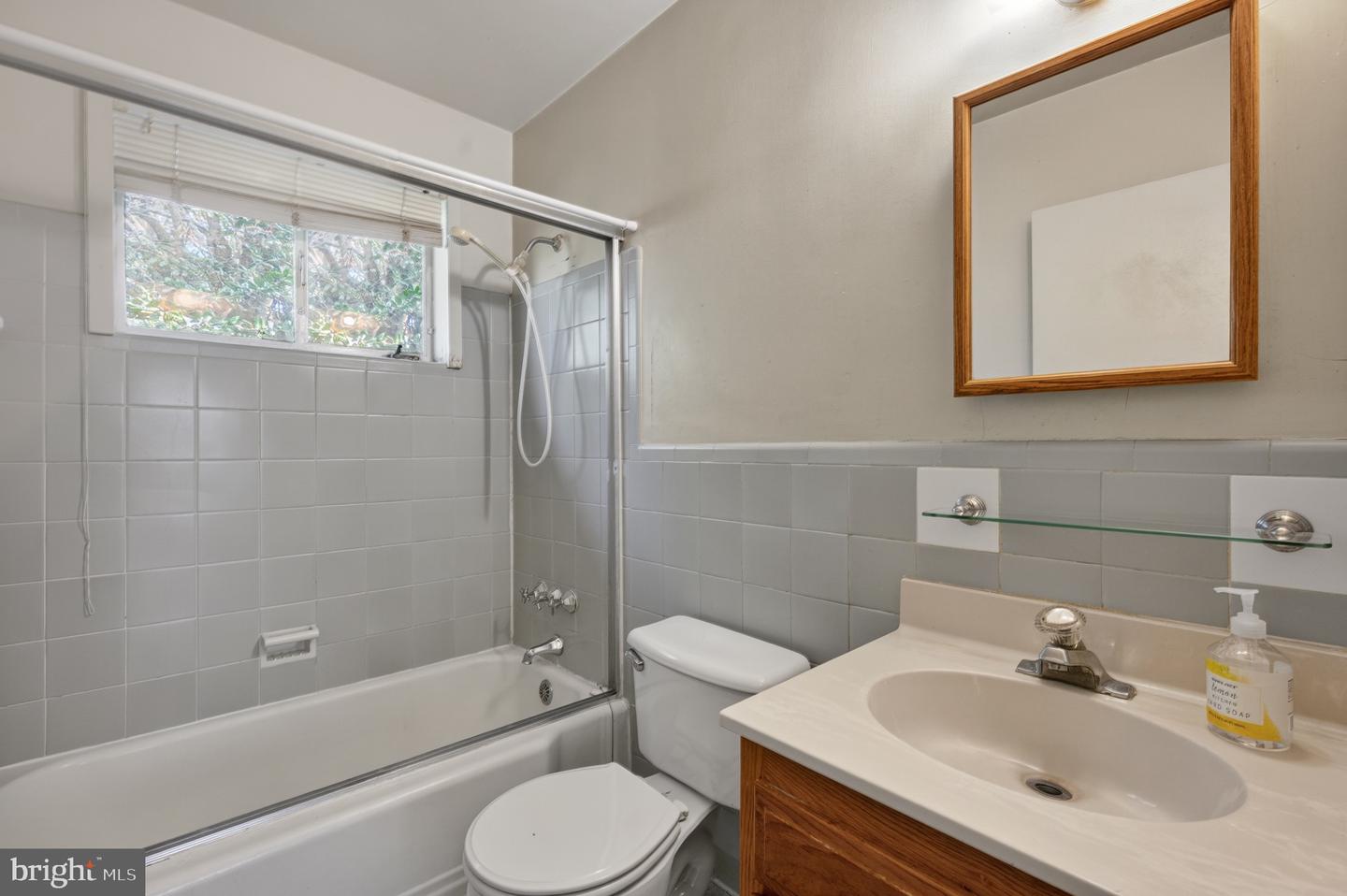 1911 MARTHAS RD, ALEXANDRIA, Virginia 22307, 4 Bedrooms Bedrooms, ,2 BathroomsBathrooms,Residential,For sale,1911 MARTHAS RD,VAFX2277520 MLS # VAFX2277520 1911 MARTHAS RD, ALEXANDRIA, Virginia 22307, 4 Bedrooms Bedrooms, ,2 BathroomsBathrooms,Residential,For sale,1911 MARTHAS RD,VAFX2277520 MLS # VAFX2277520